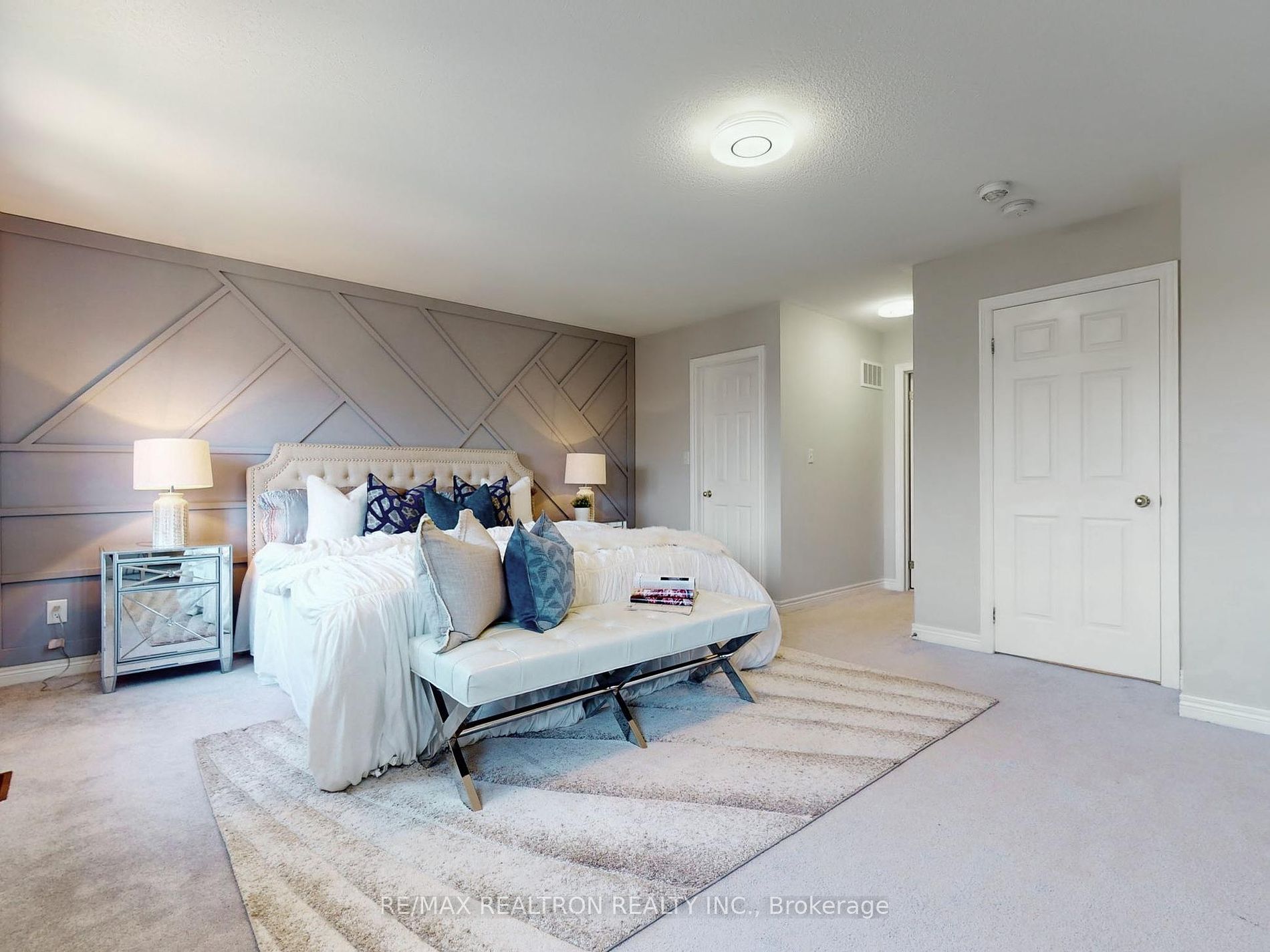 38 Flute St