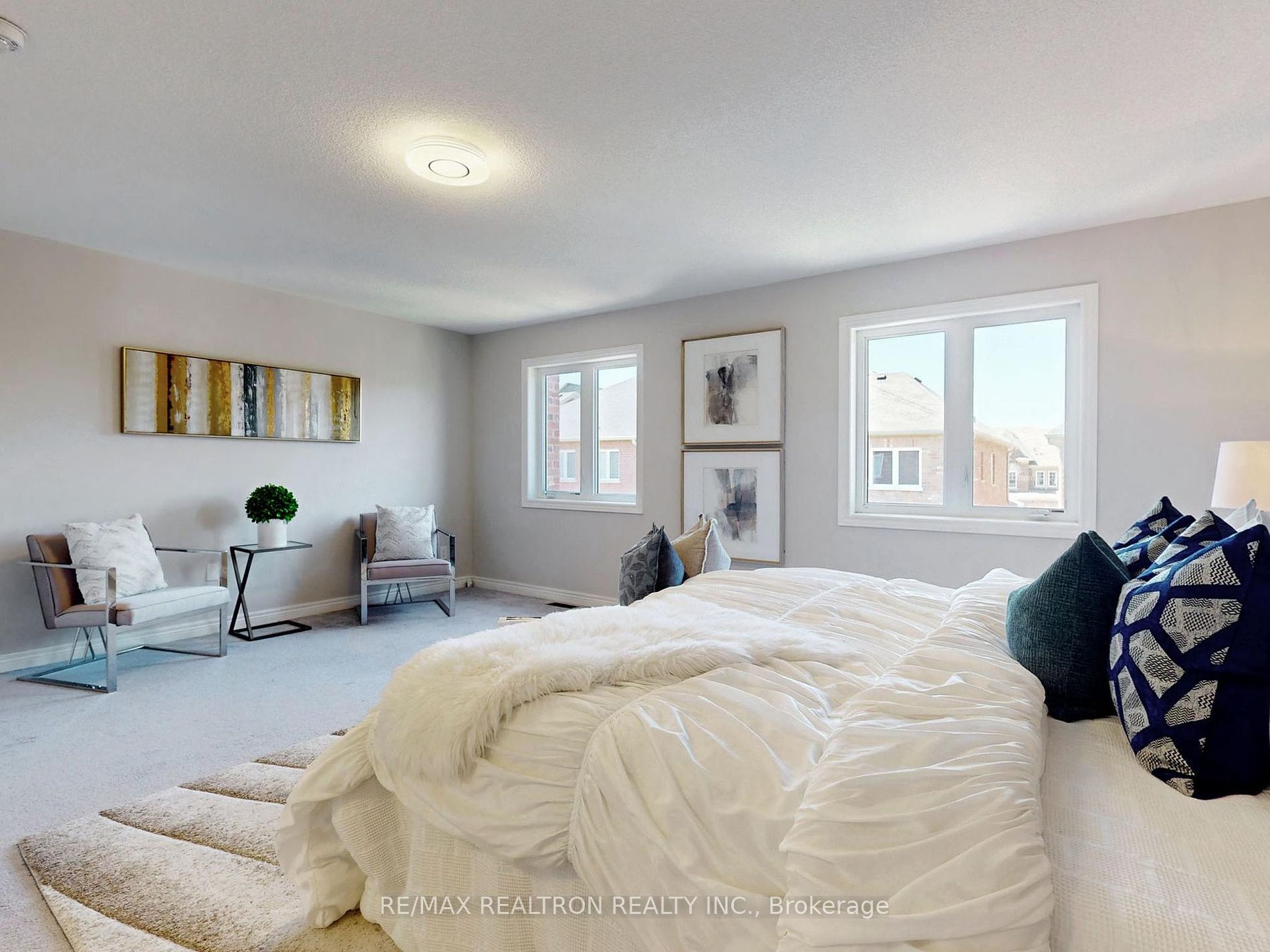 38 Flute St