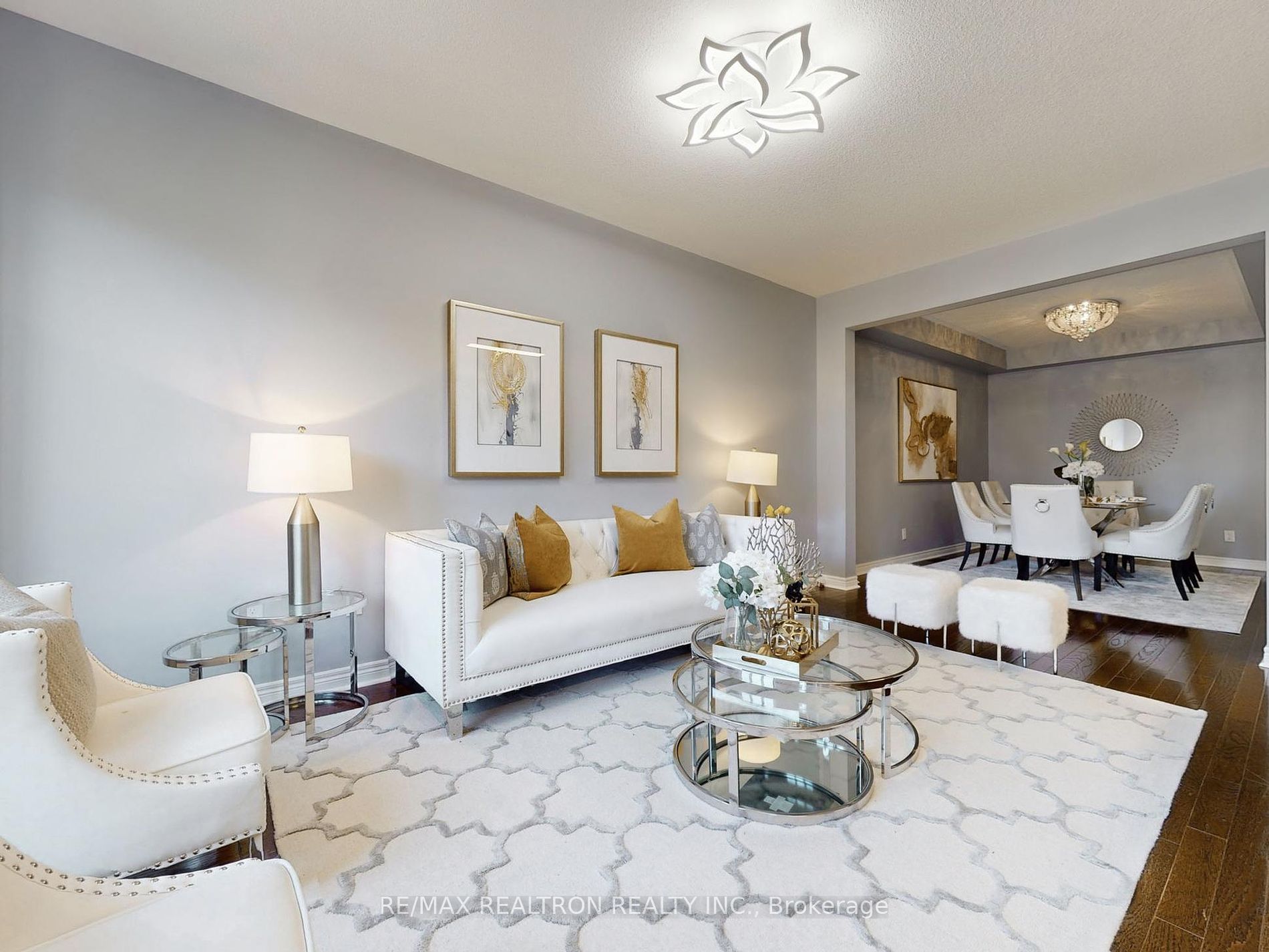 38 Flute St