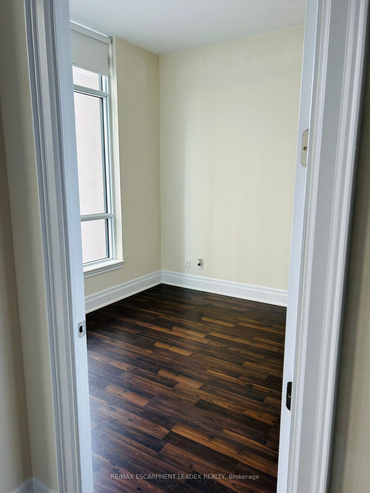 9075 Jane Street, #102