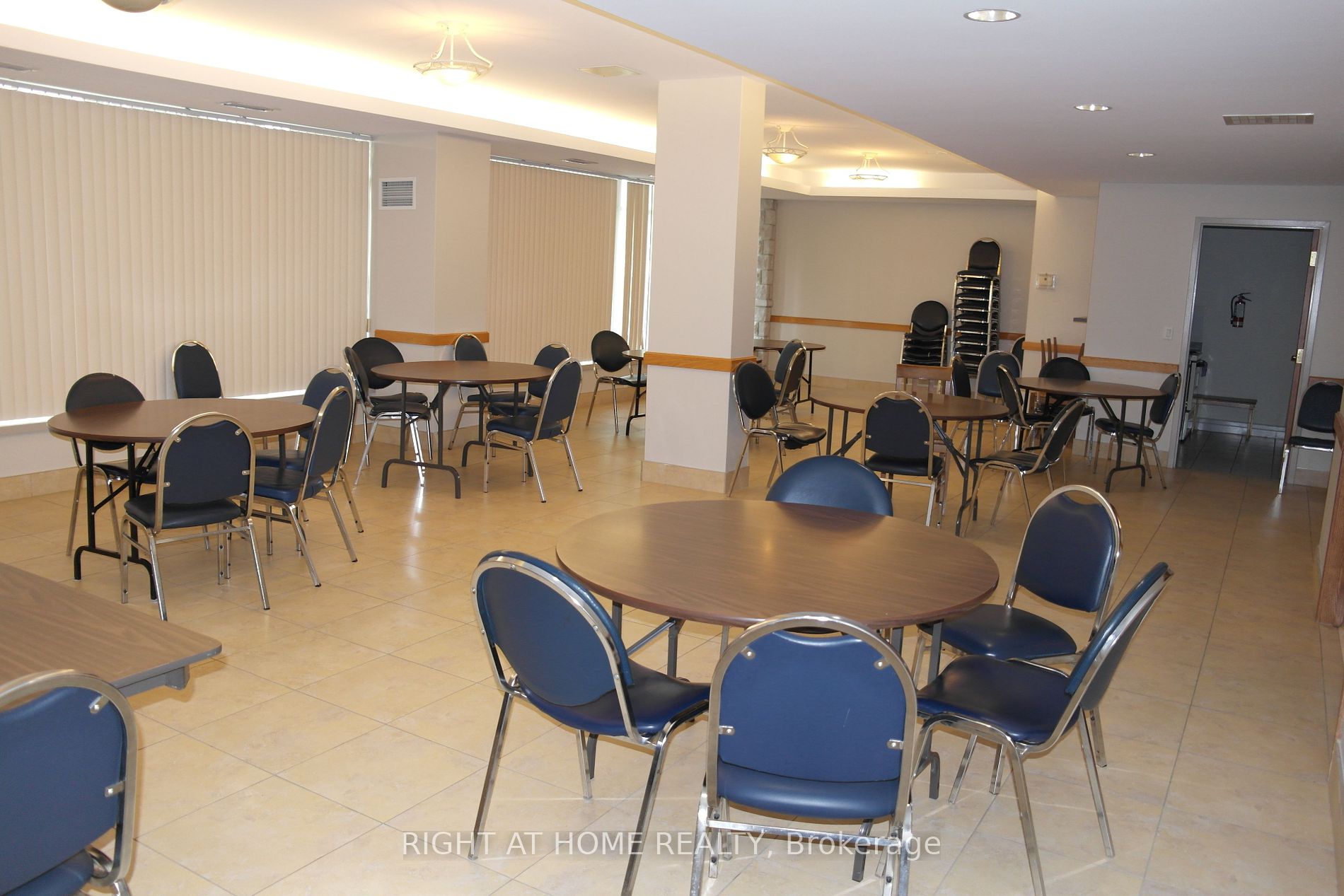 2506 Rutherford Rd, #216