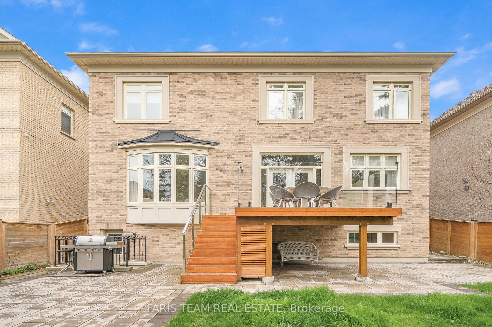118 Headwind Blvd