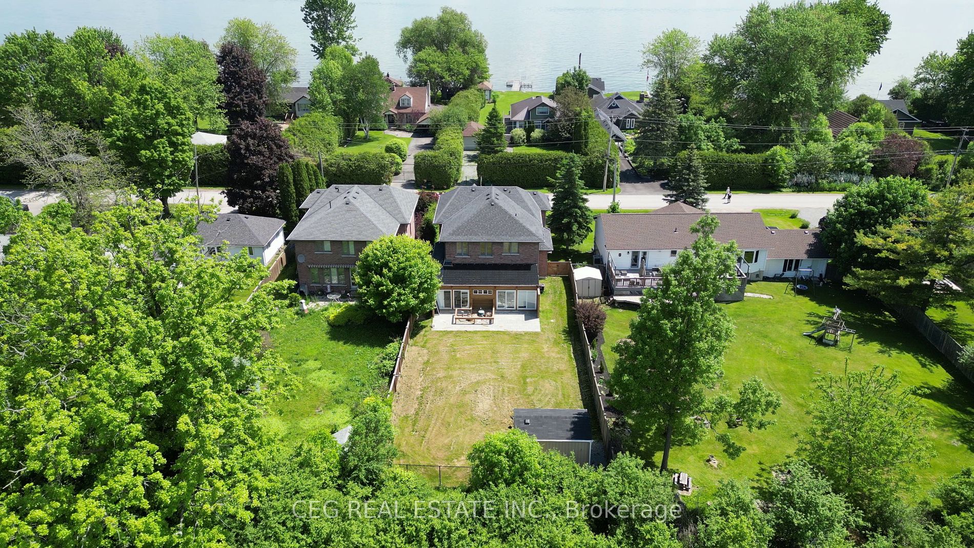 530 Duclos Point Road W