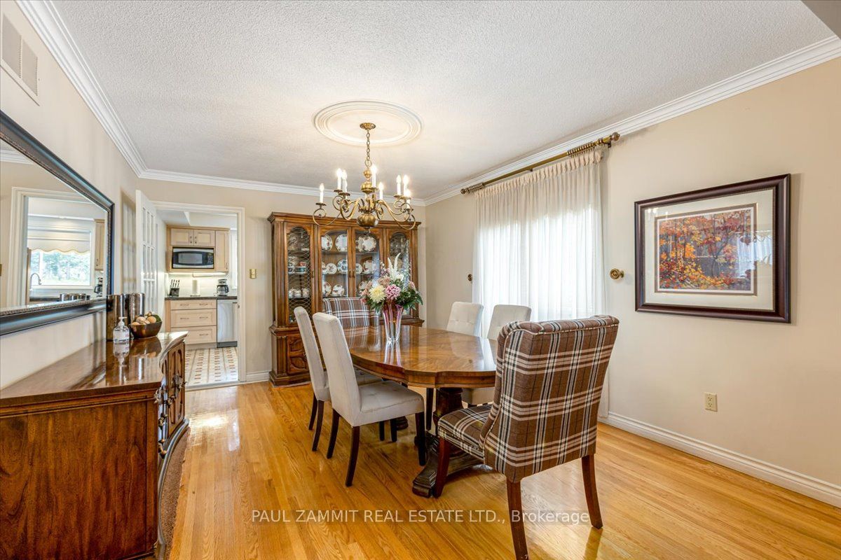 4 Granada Crt
