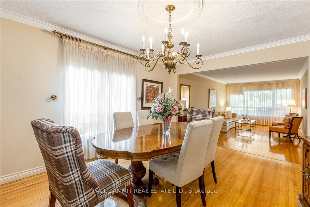 4 Granada Crt