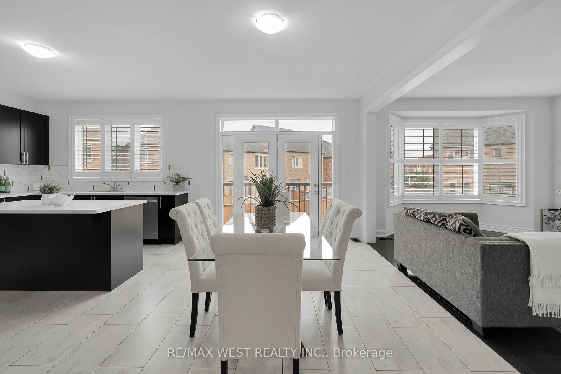 142 Beaconsfield Dr