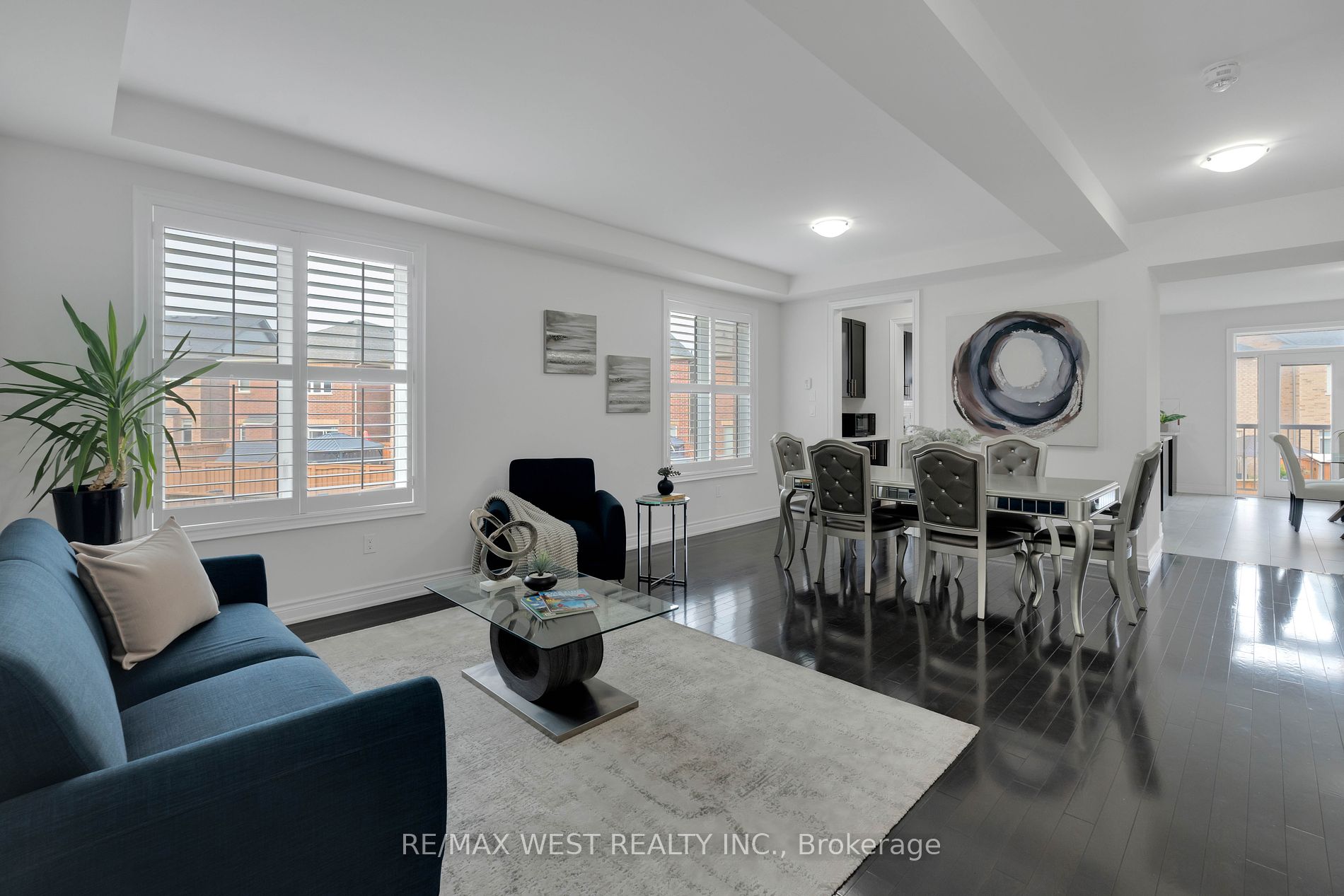 142 Beaconsfield Dr