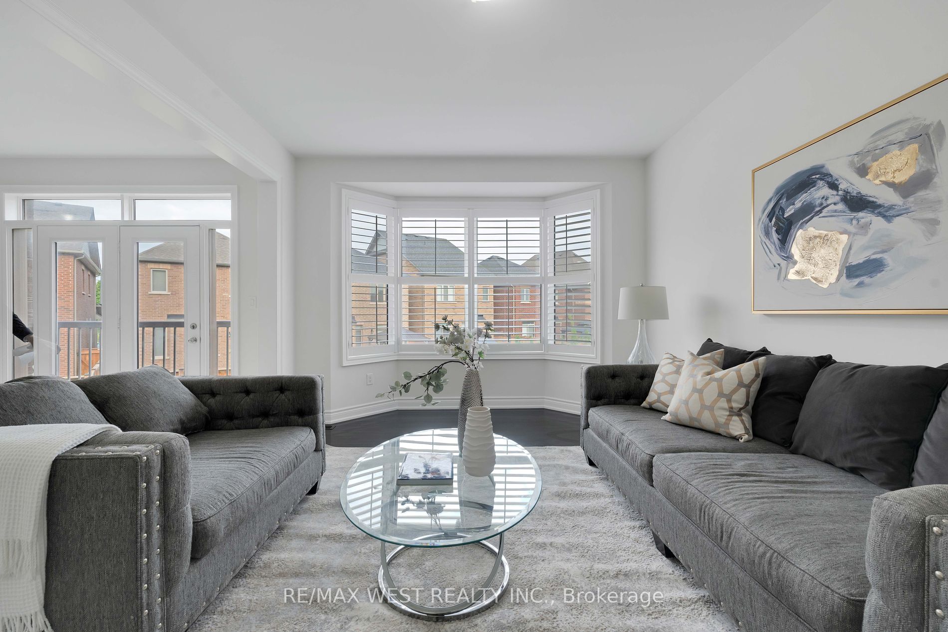 142 Beaconsfield Dr