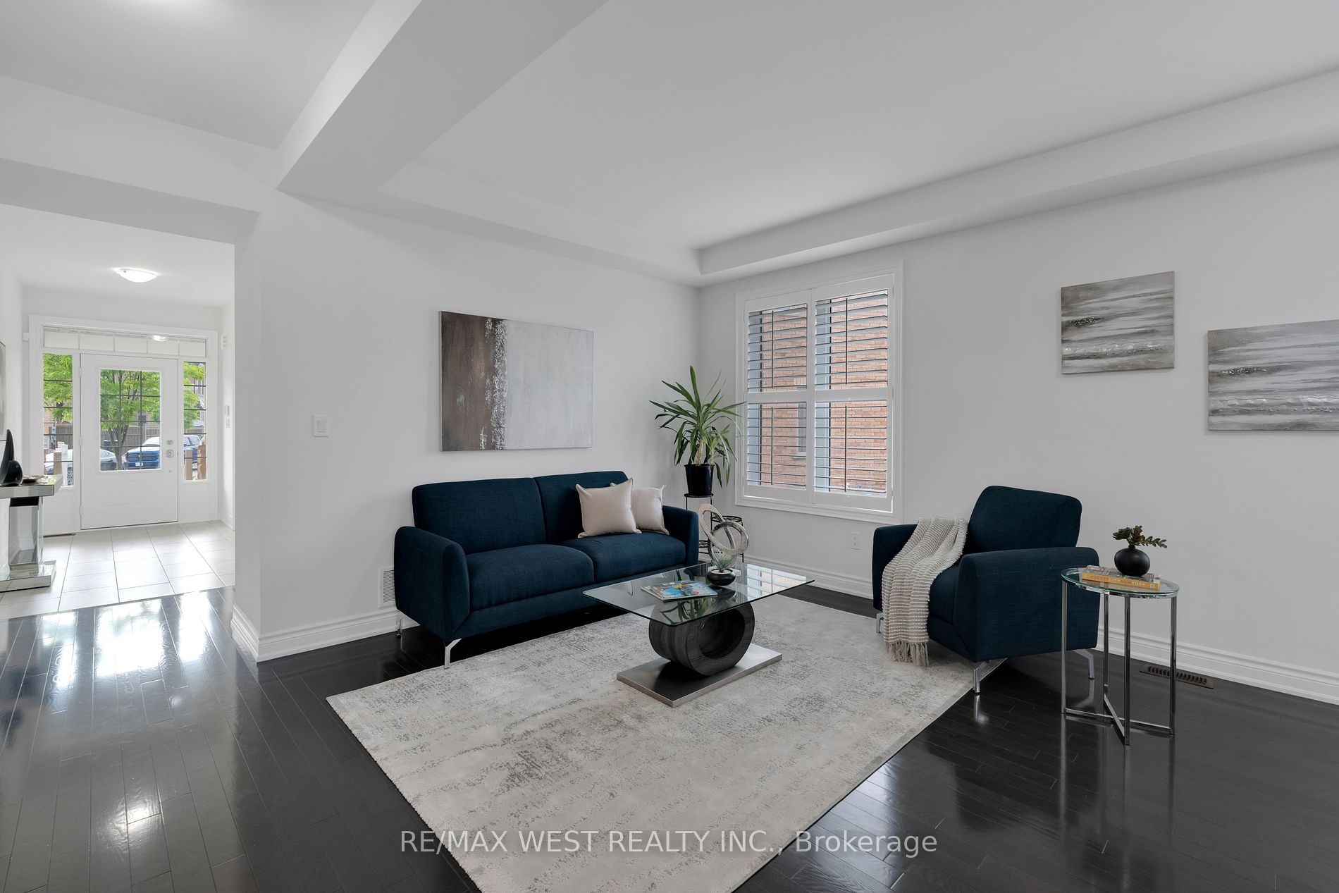 142 Beaconsfield Dr