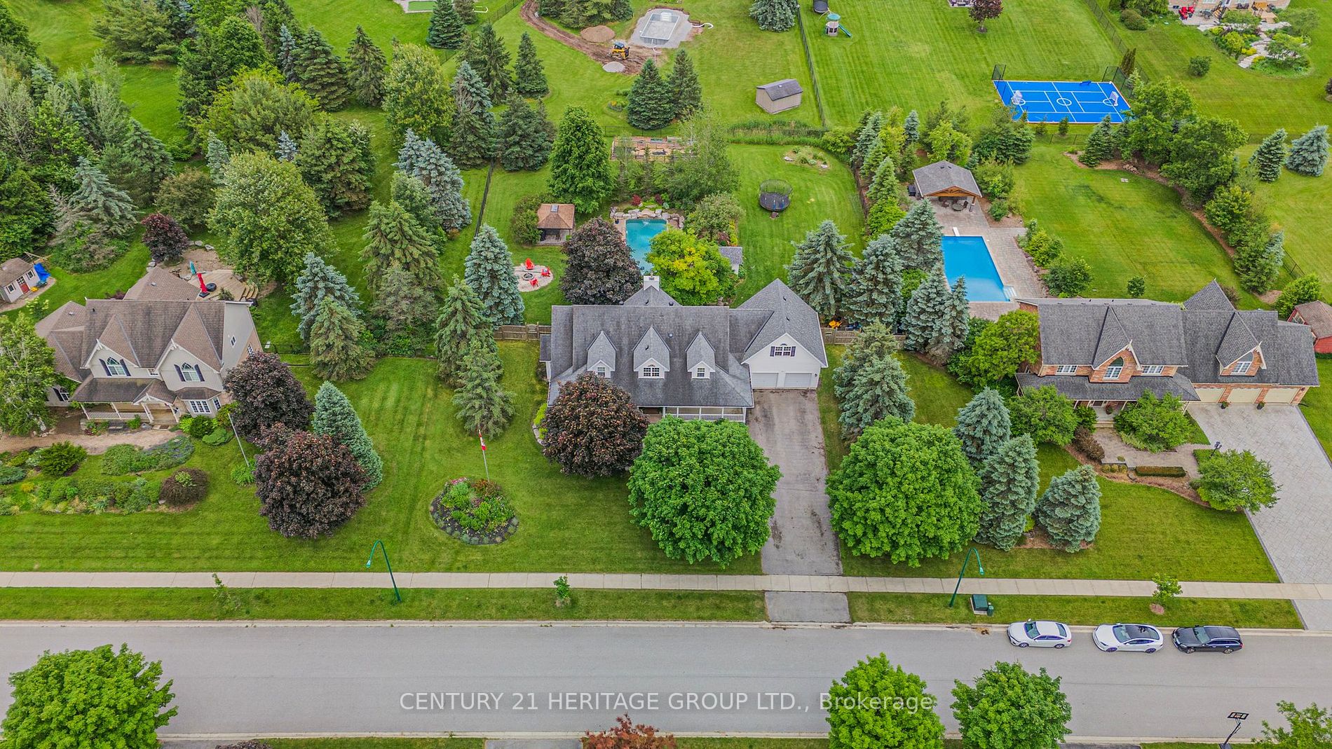 122 Davis Trail