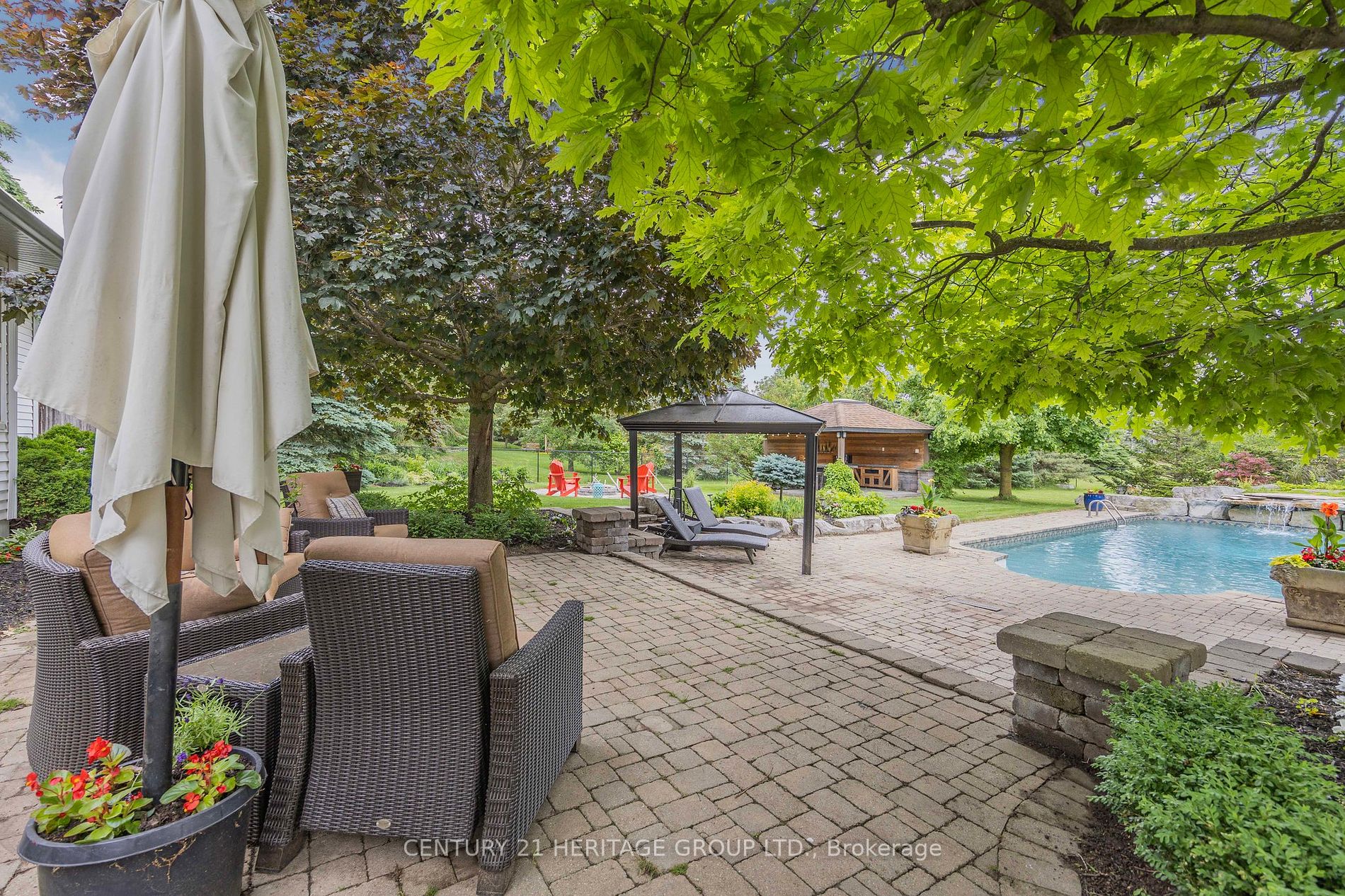 122 Davis Trail