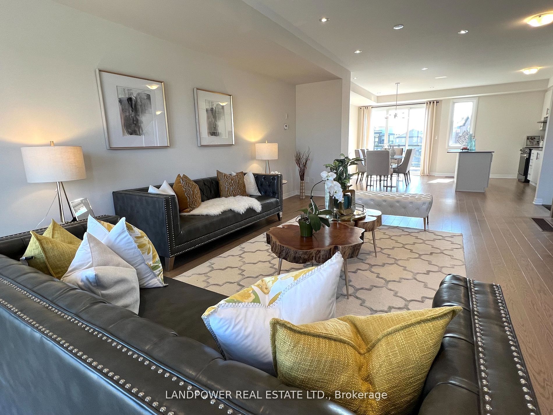 1655 Bur Oak Avenue #14