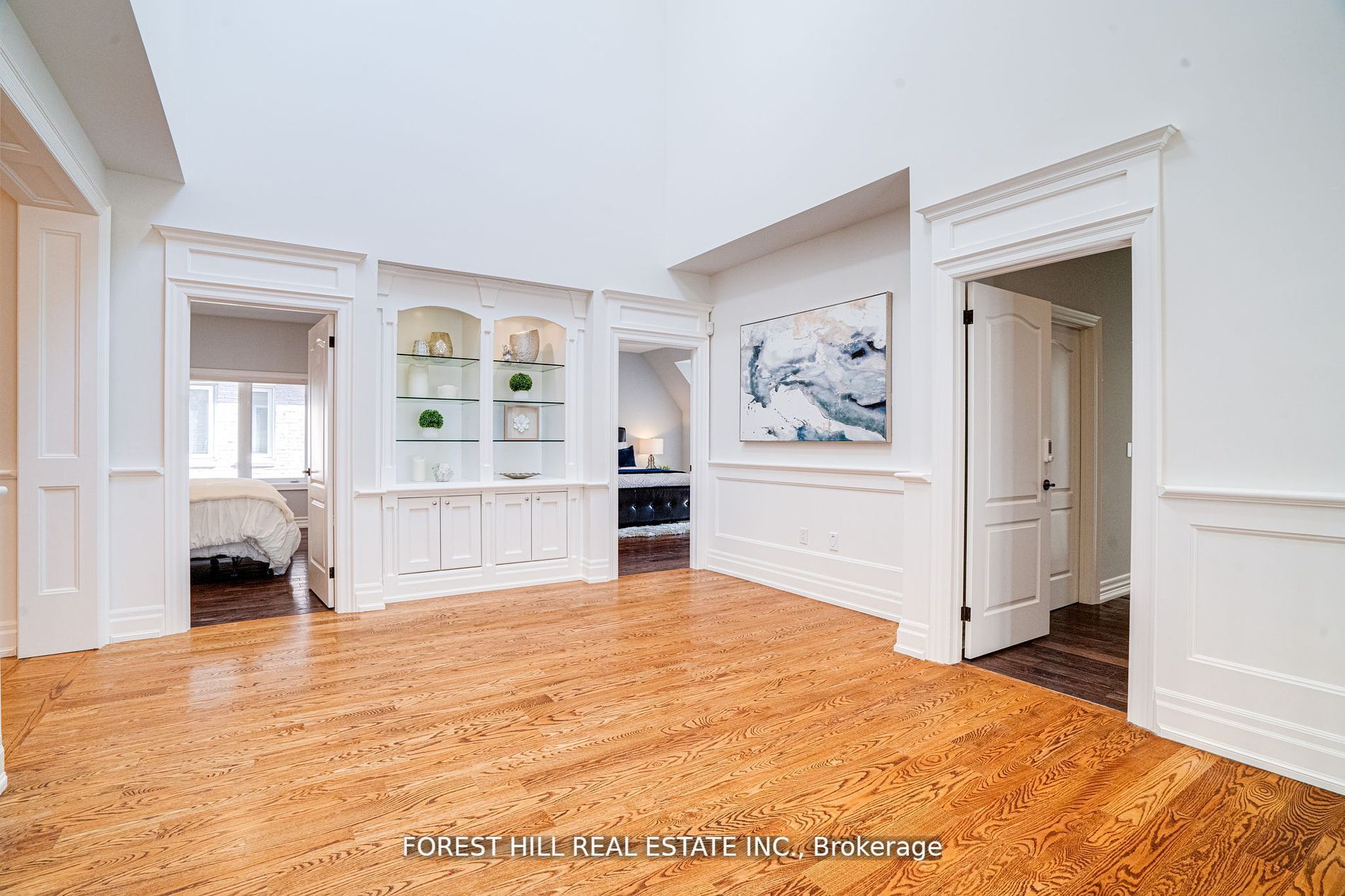 160 King High Dr