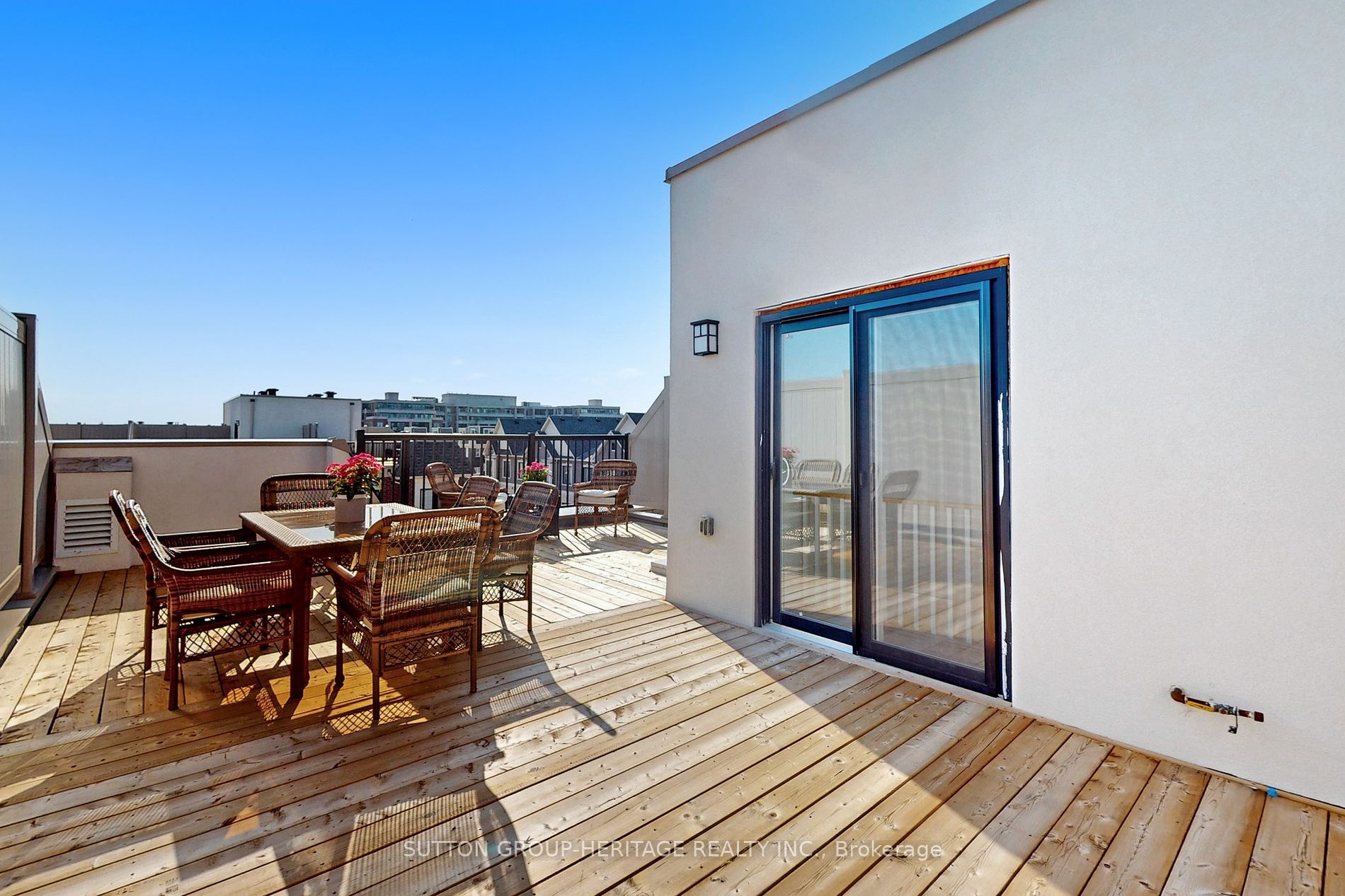 25 Sunbury Lane