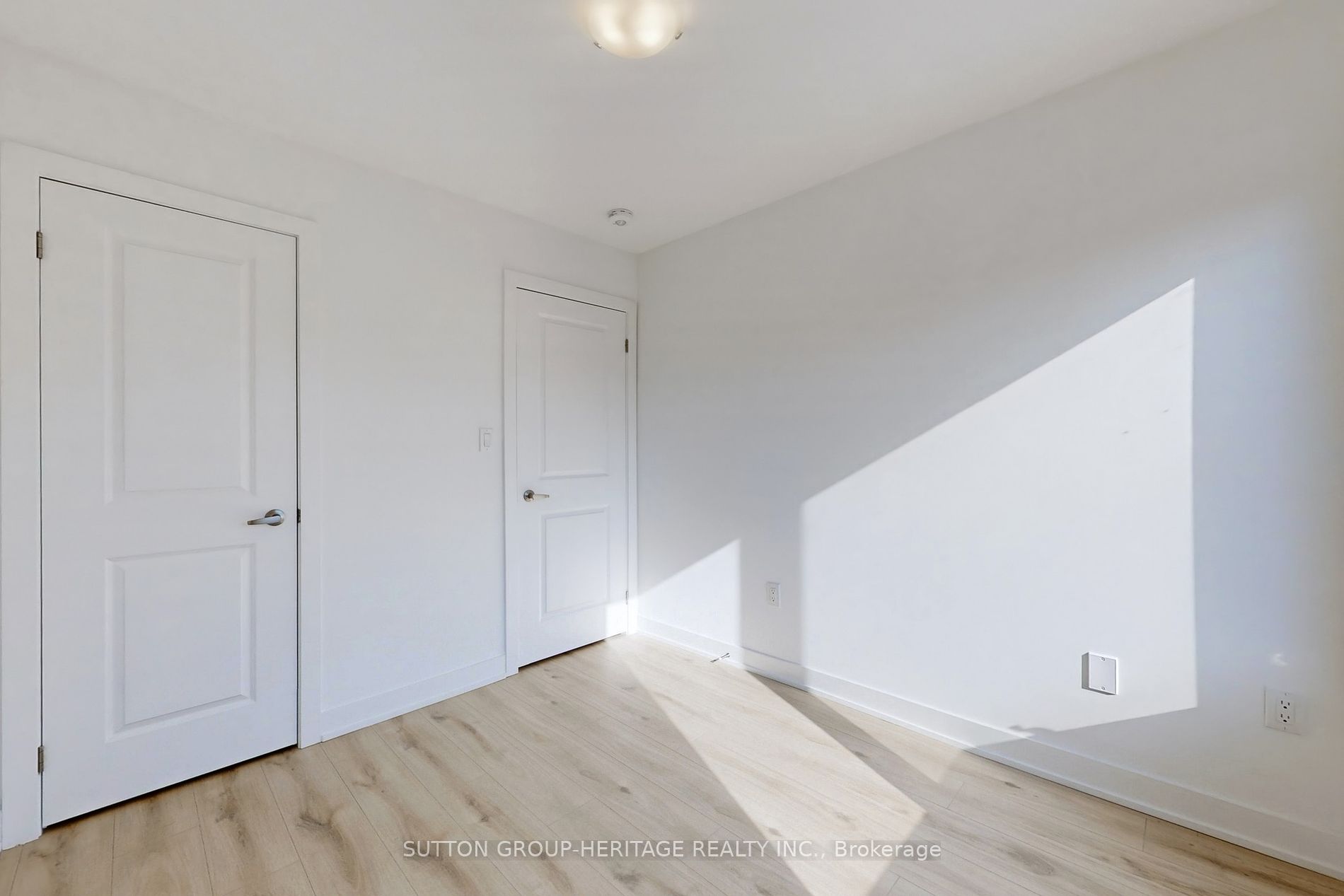 25 Sunbury Lane