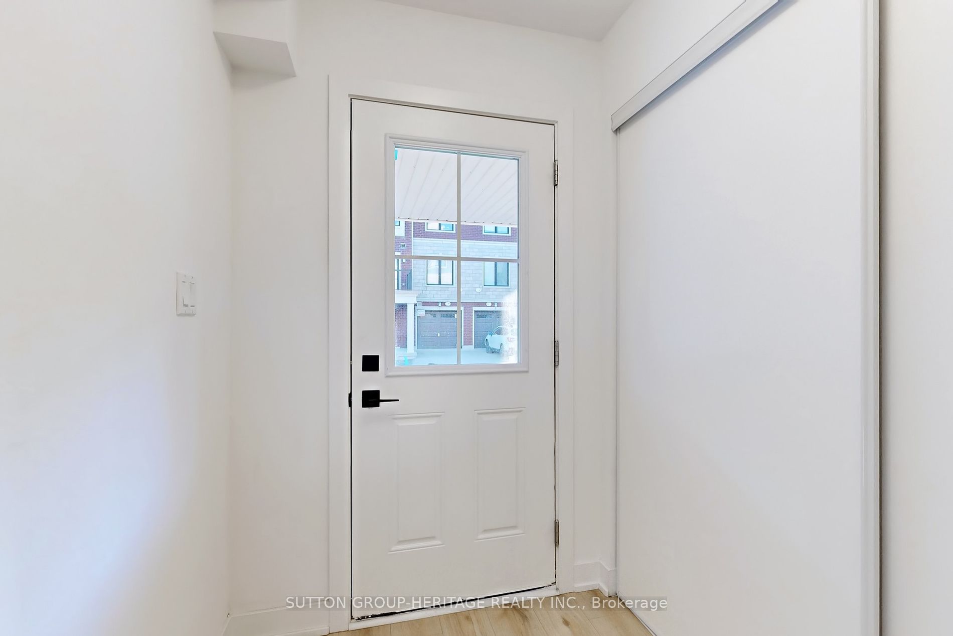 25 Sunbury Lane