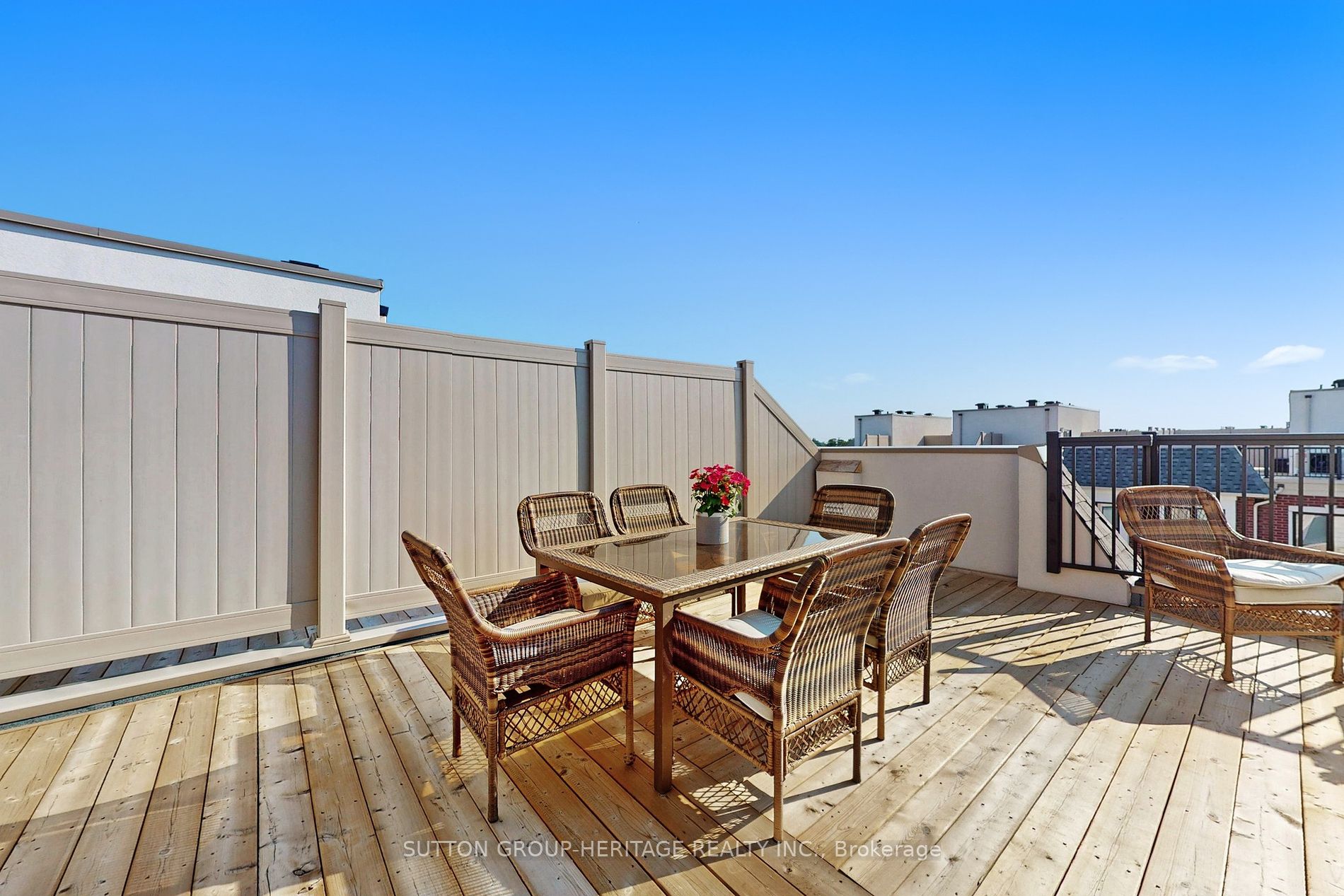 25 Sunbury Lane