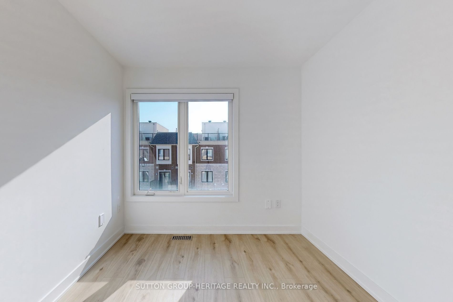 25 Sunbury Lane