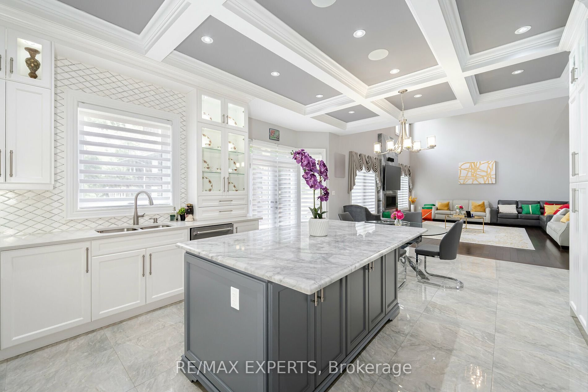 6 Old Forge Dr