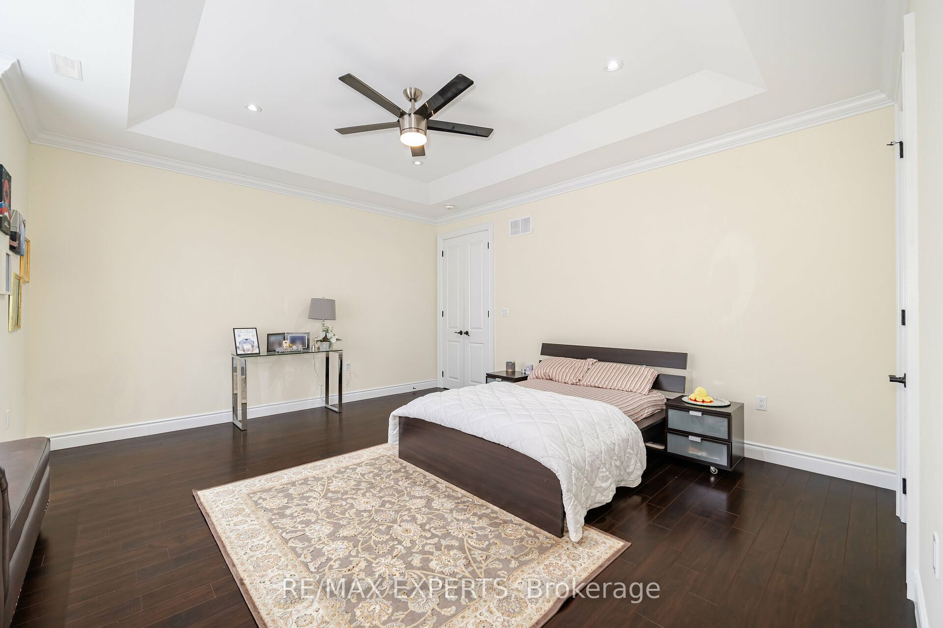 6 Old Forge Dr
