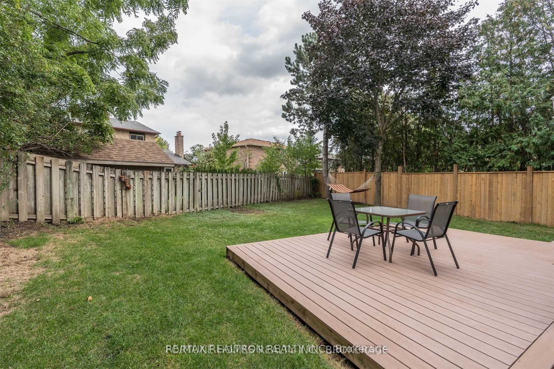 28 Valhalla Court