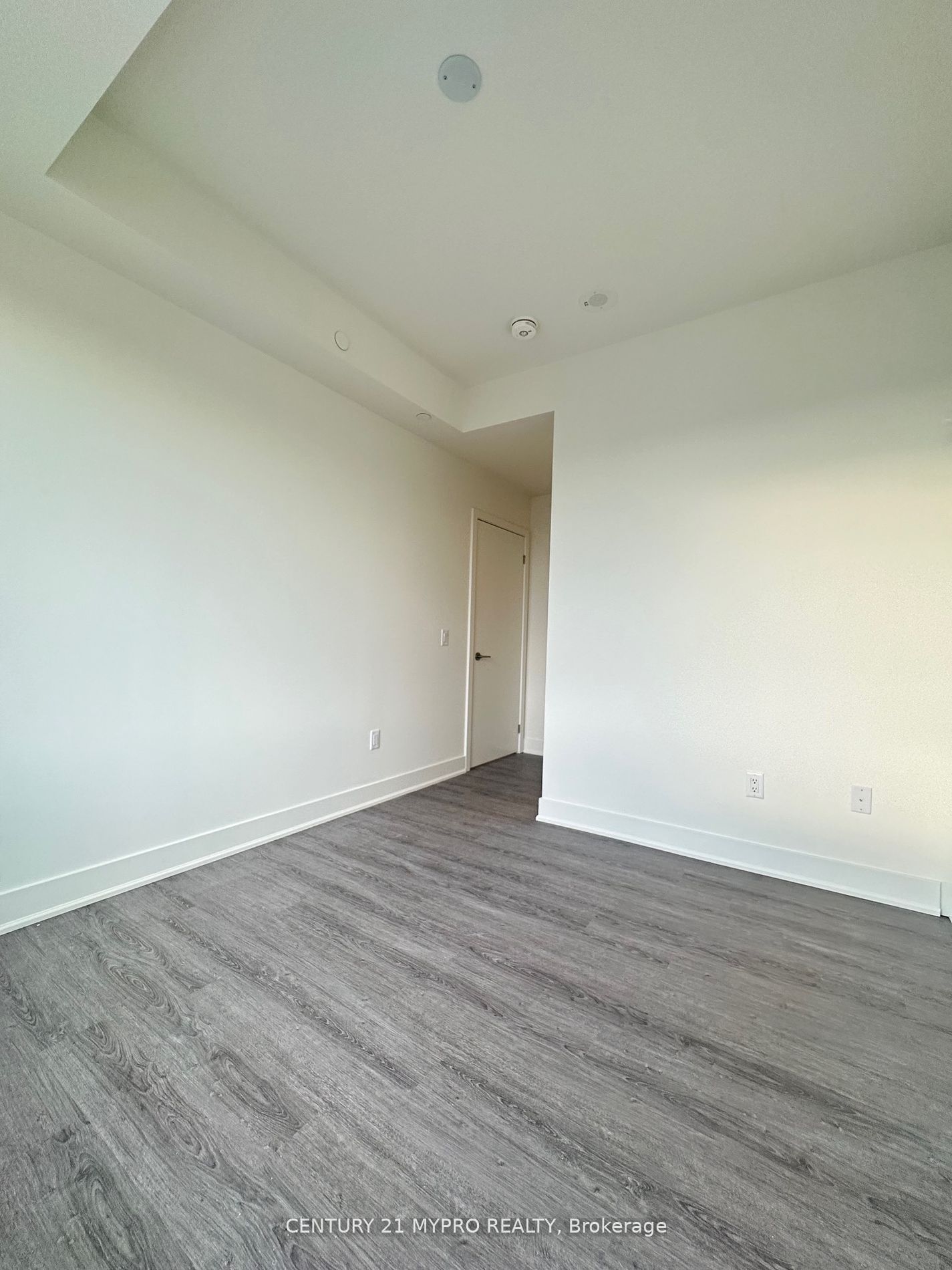 185 Deerfield Road, #311