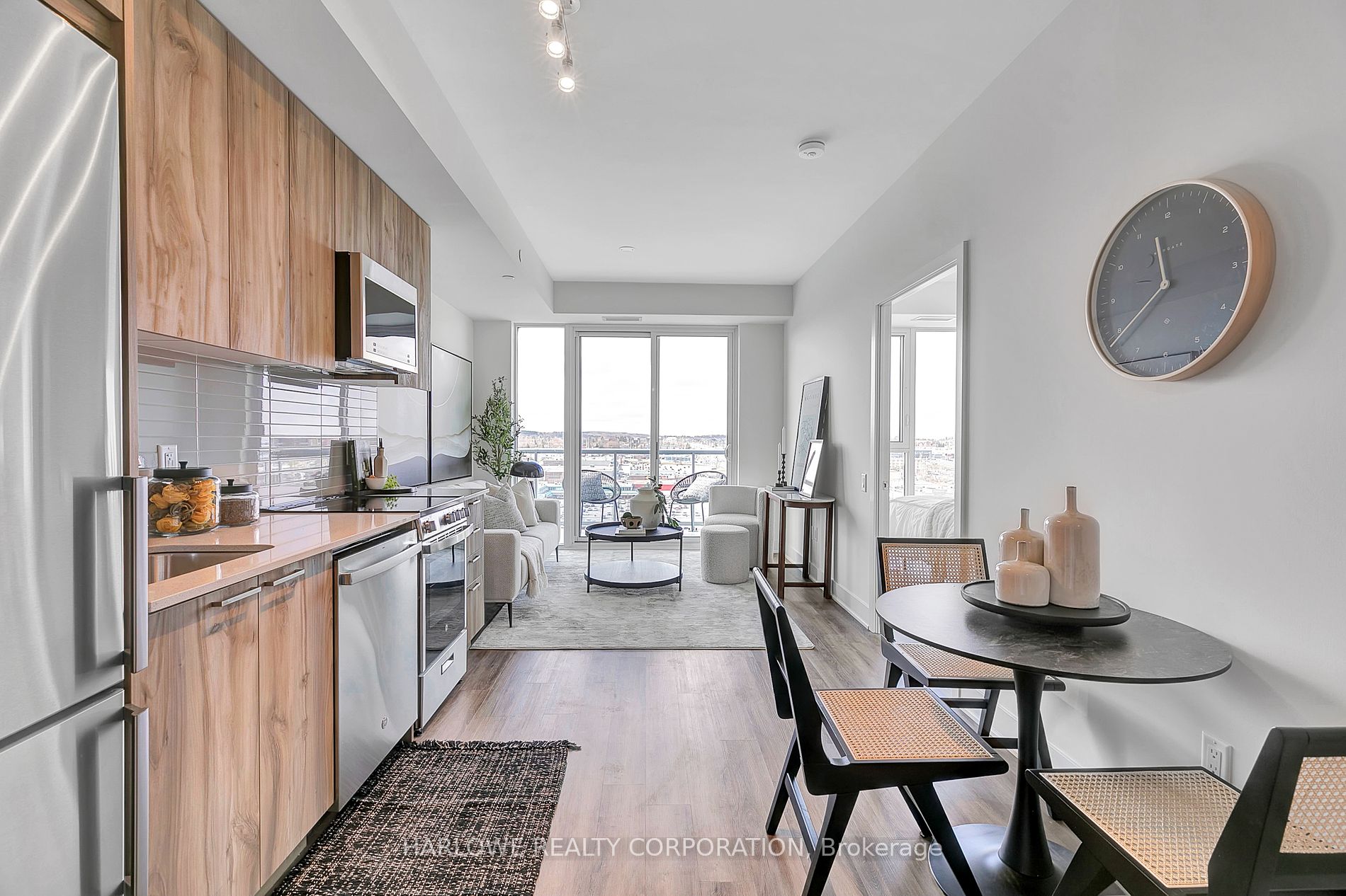 185 Deerfield Rd, #1306