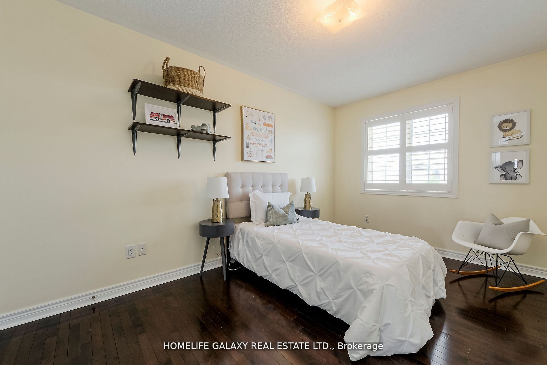 17 Ivy Stone Crt