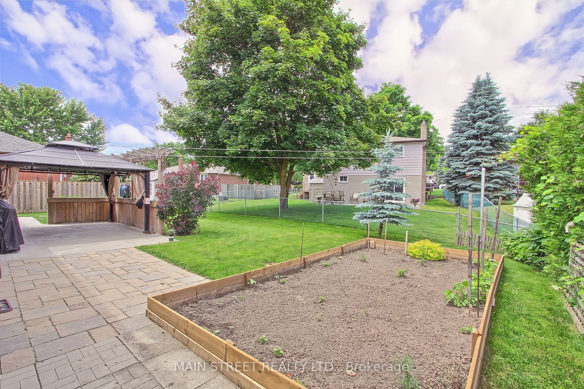 38 Townsend Avenue