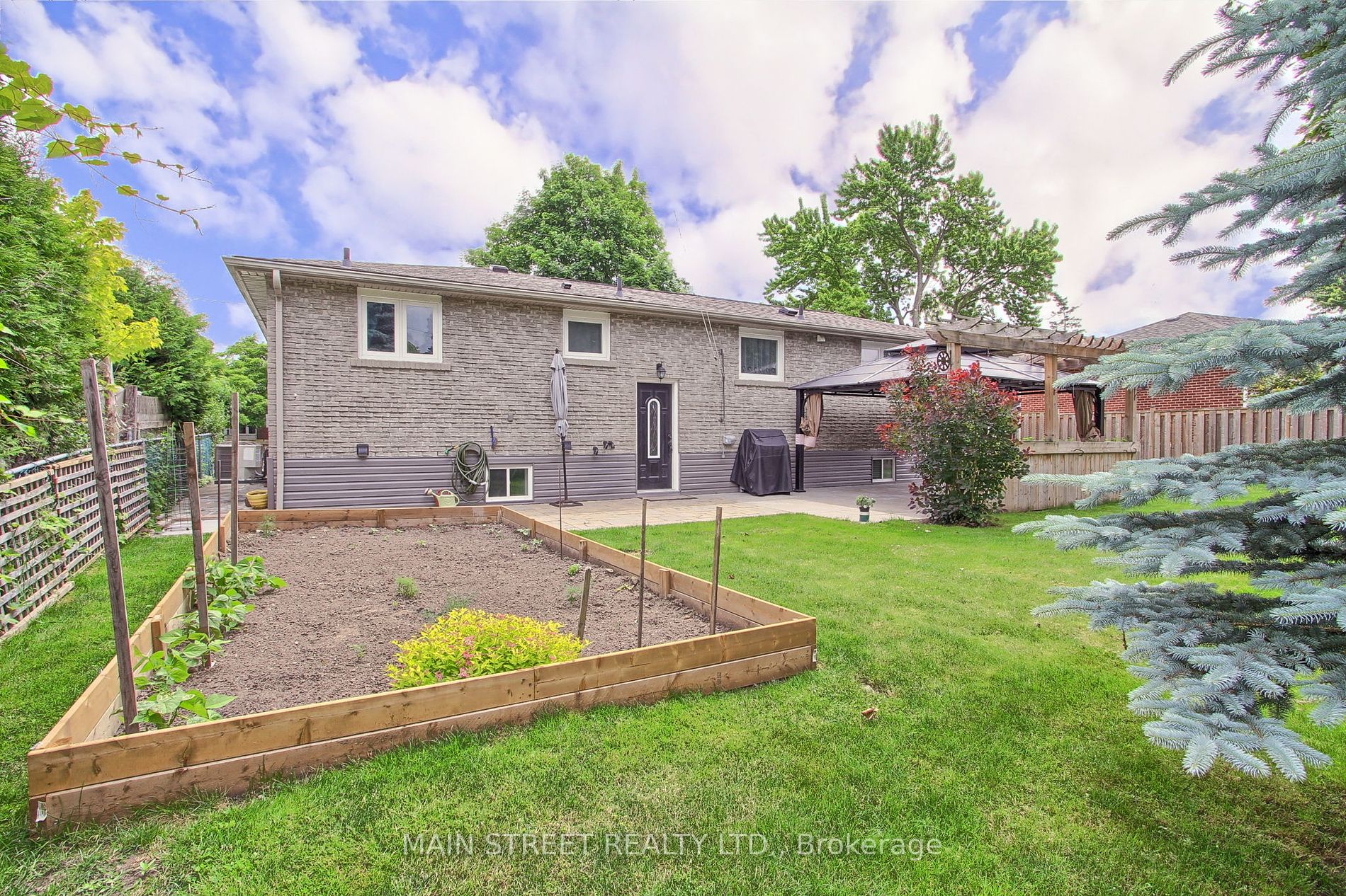 38 Townsend Avenue
