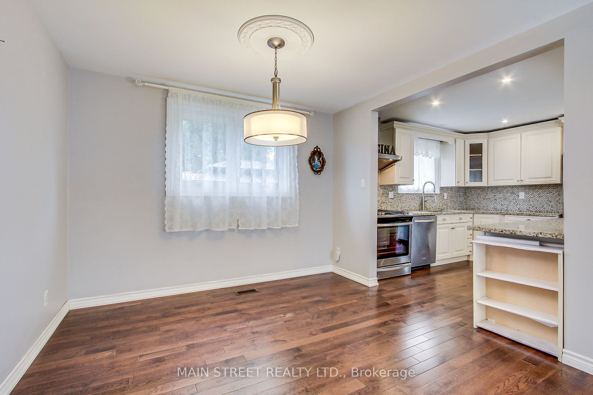 38 Townsend Avenue