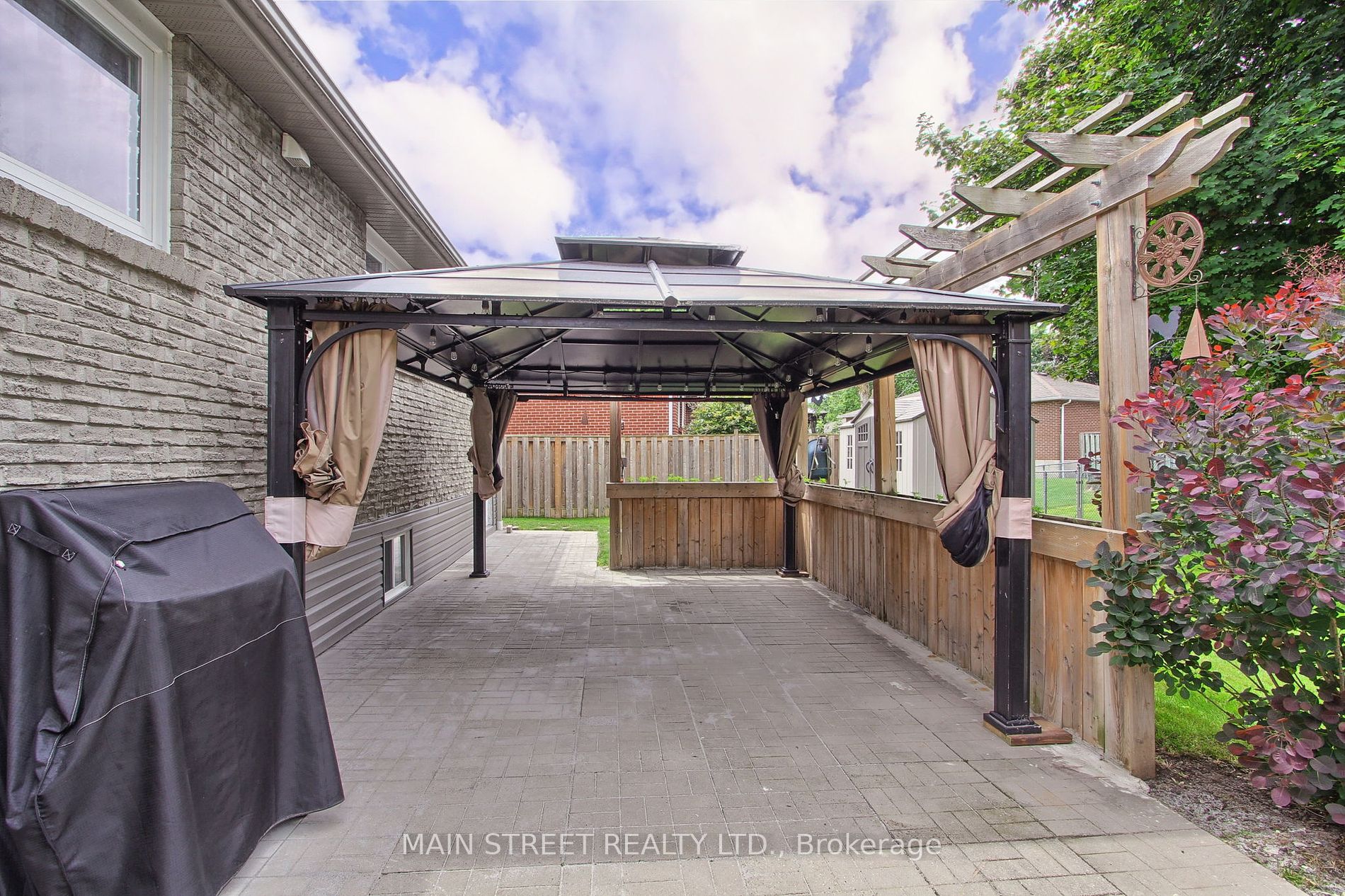 38 Townsend Avenue