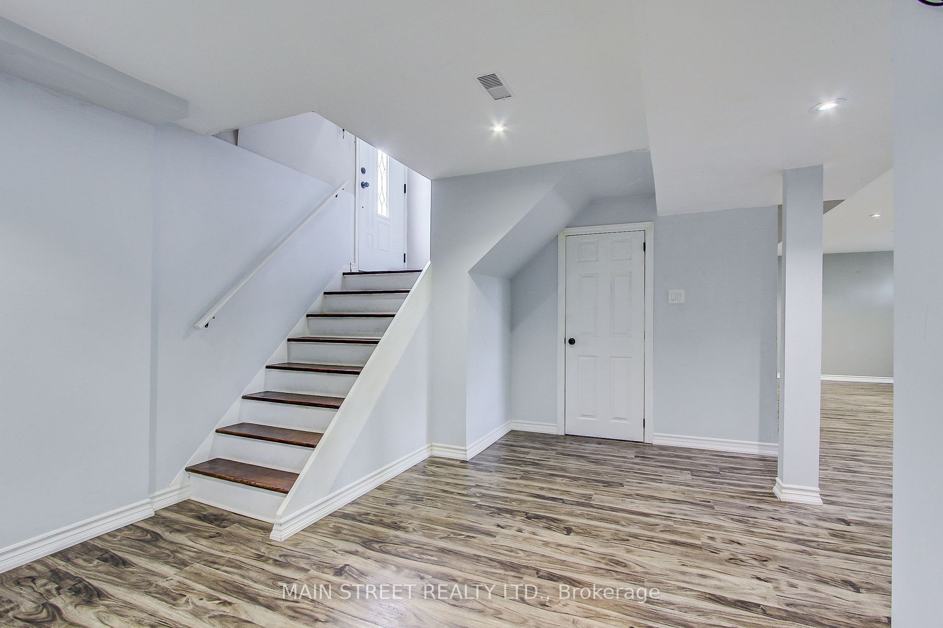 38 Townsend Avenue