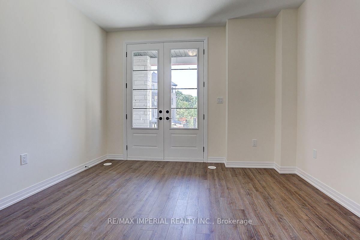 113 De La Roche Drive