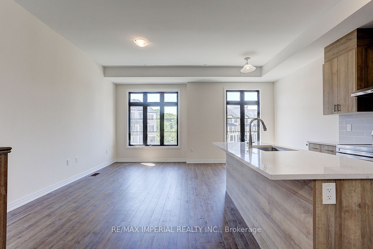 113 De La Roche Drive