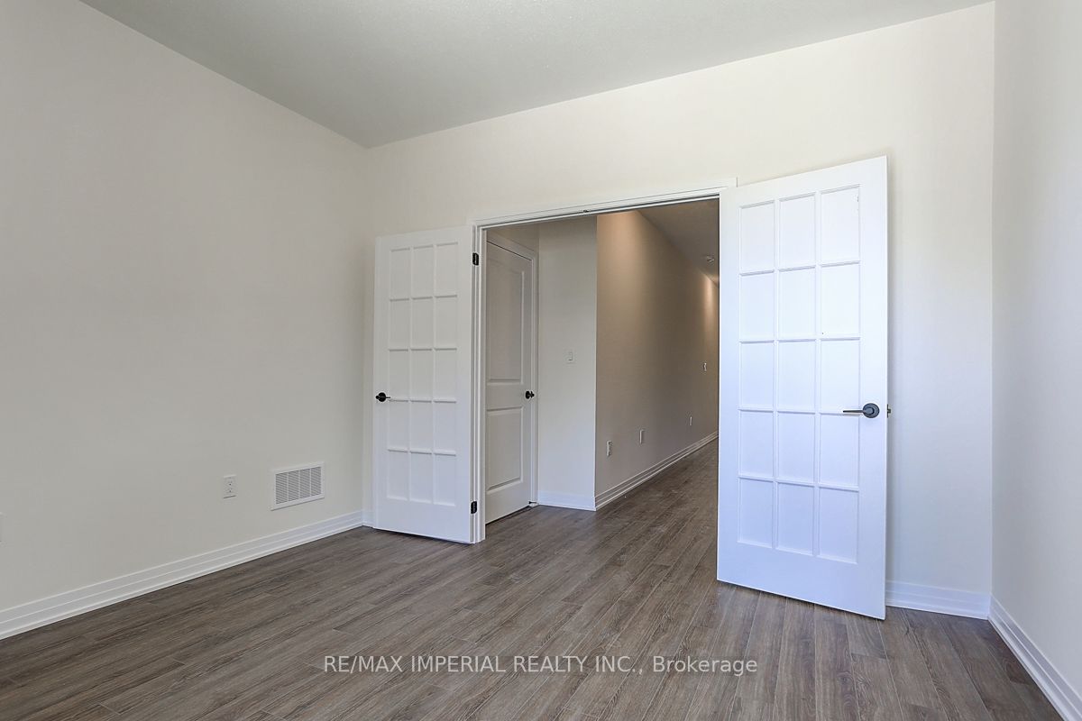 113 De La Roche Drive