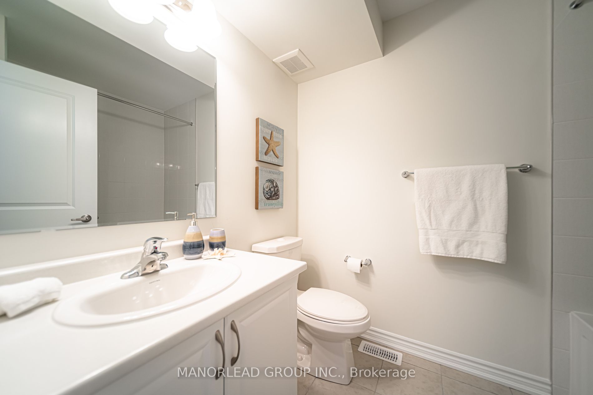 107 Thomas Frisby Jr Crescent