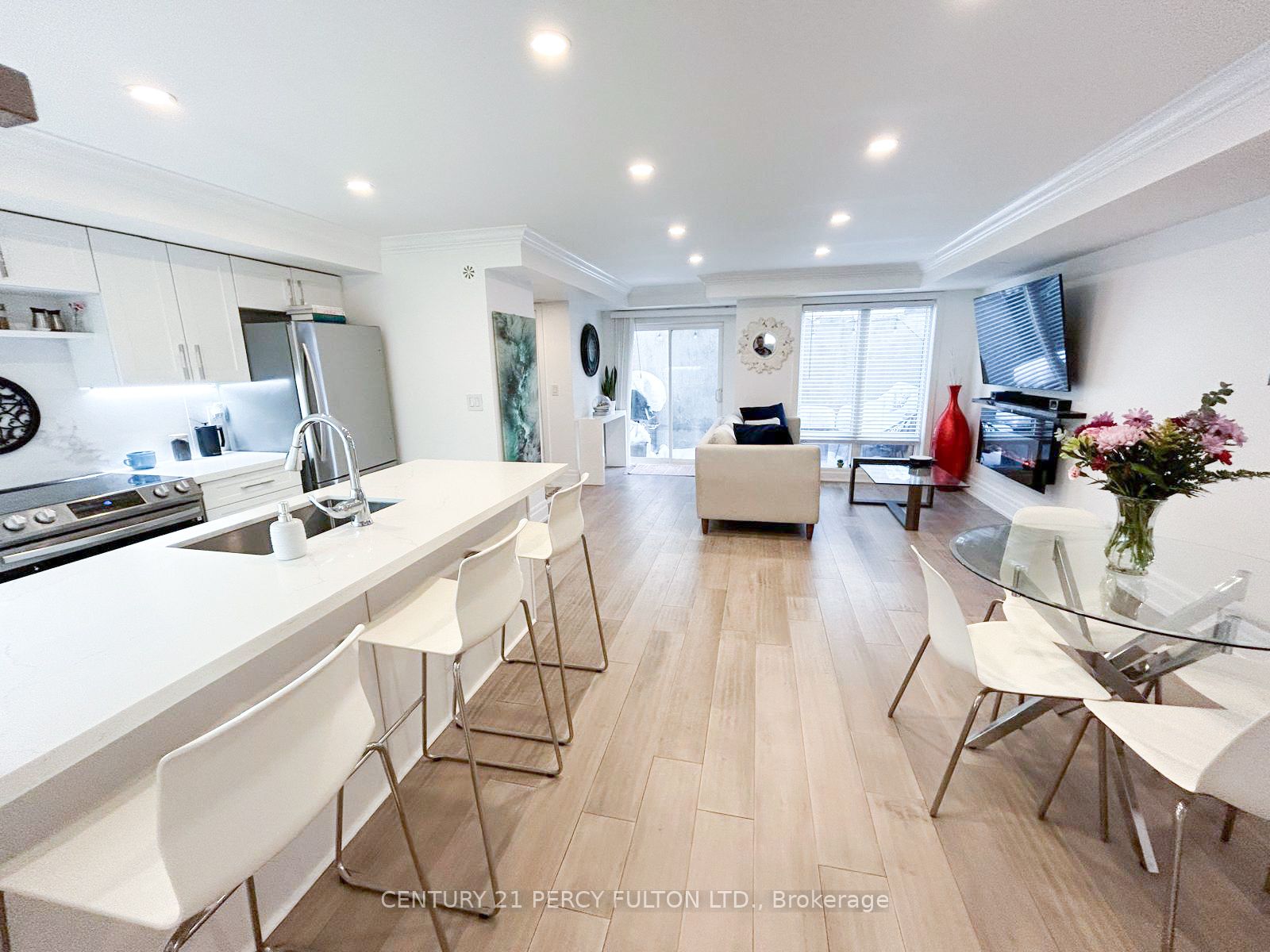 2 Dunsheath Way #109