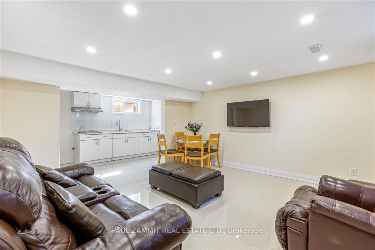 29 Westwood Lane