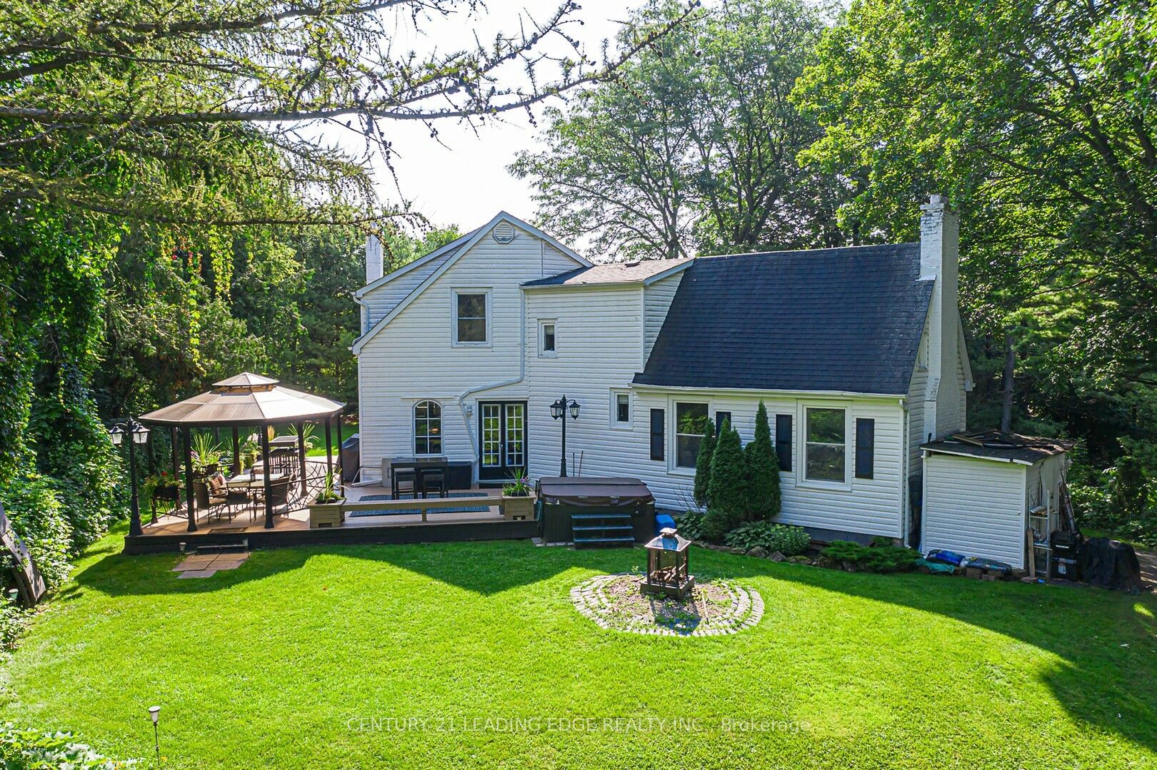 10 YORKTON Boulevard