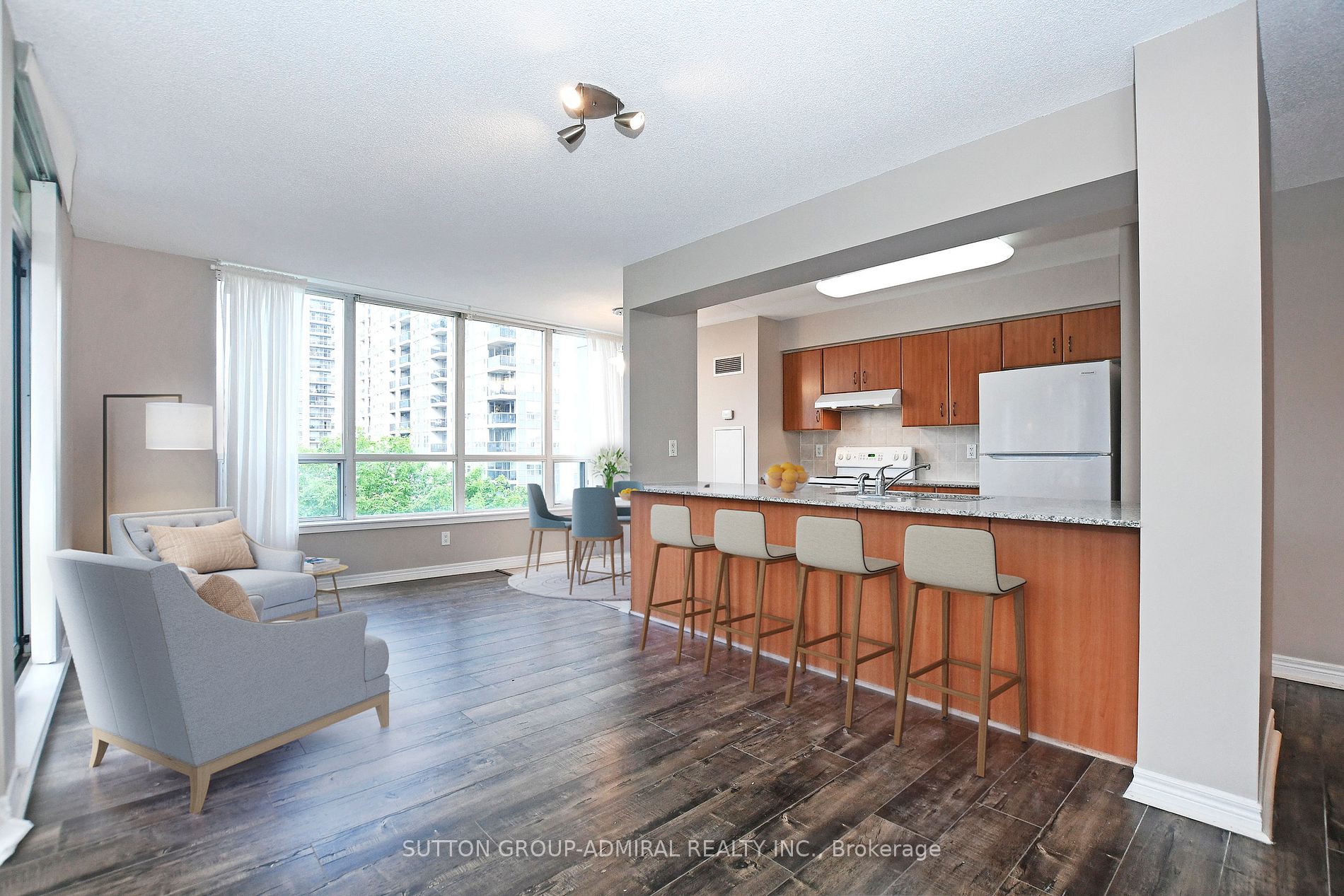 50 Disera Drive, #405