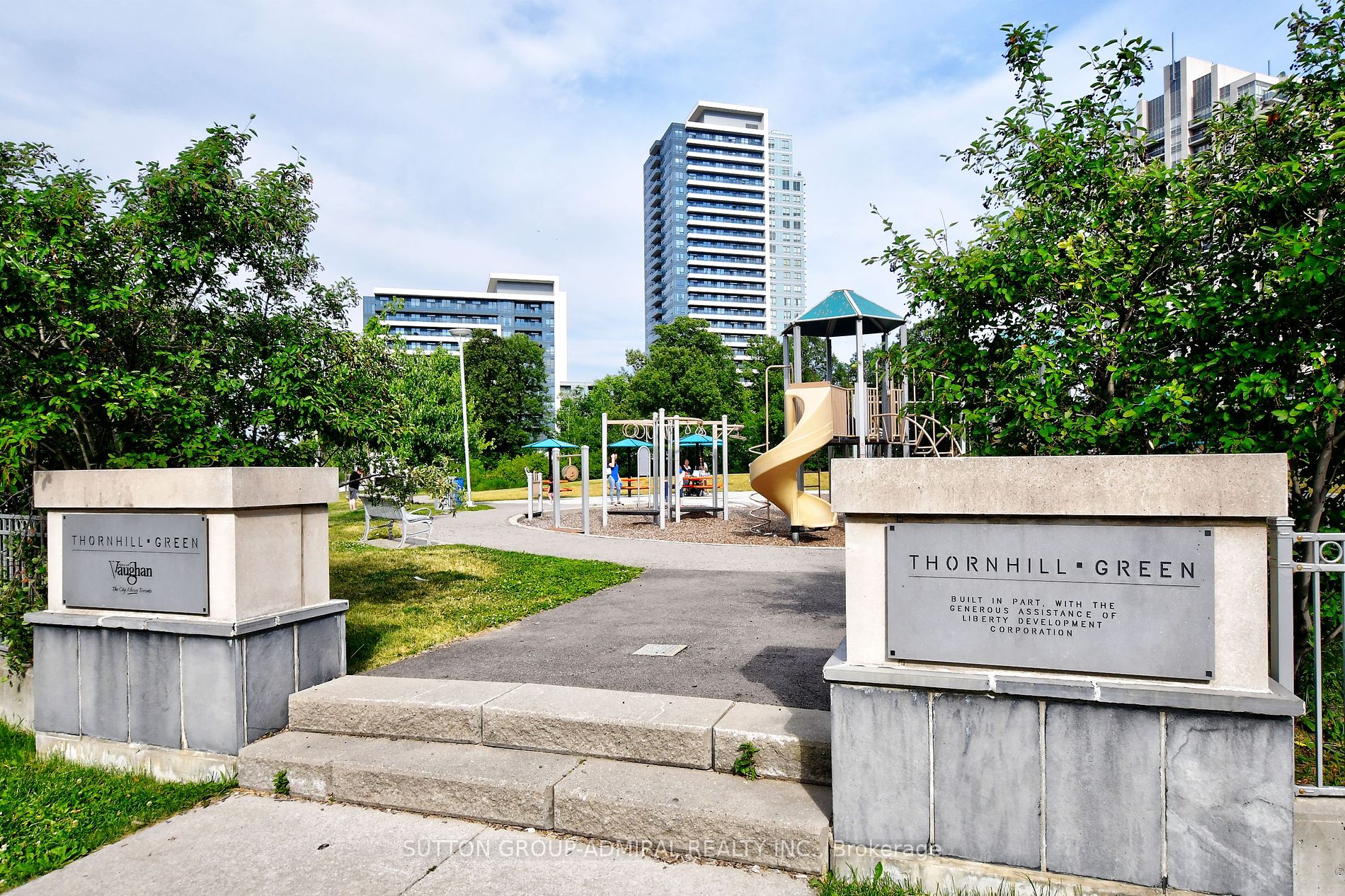 50 Disera Drive, #405