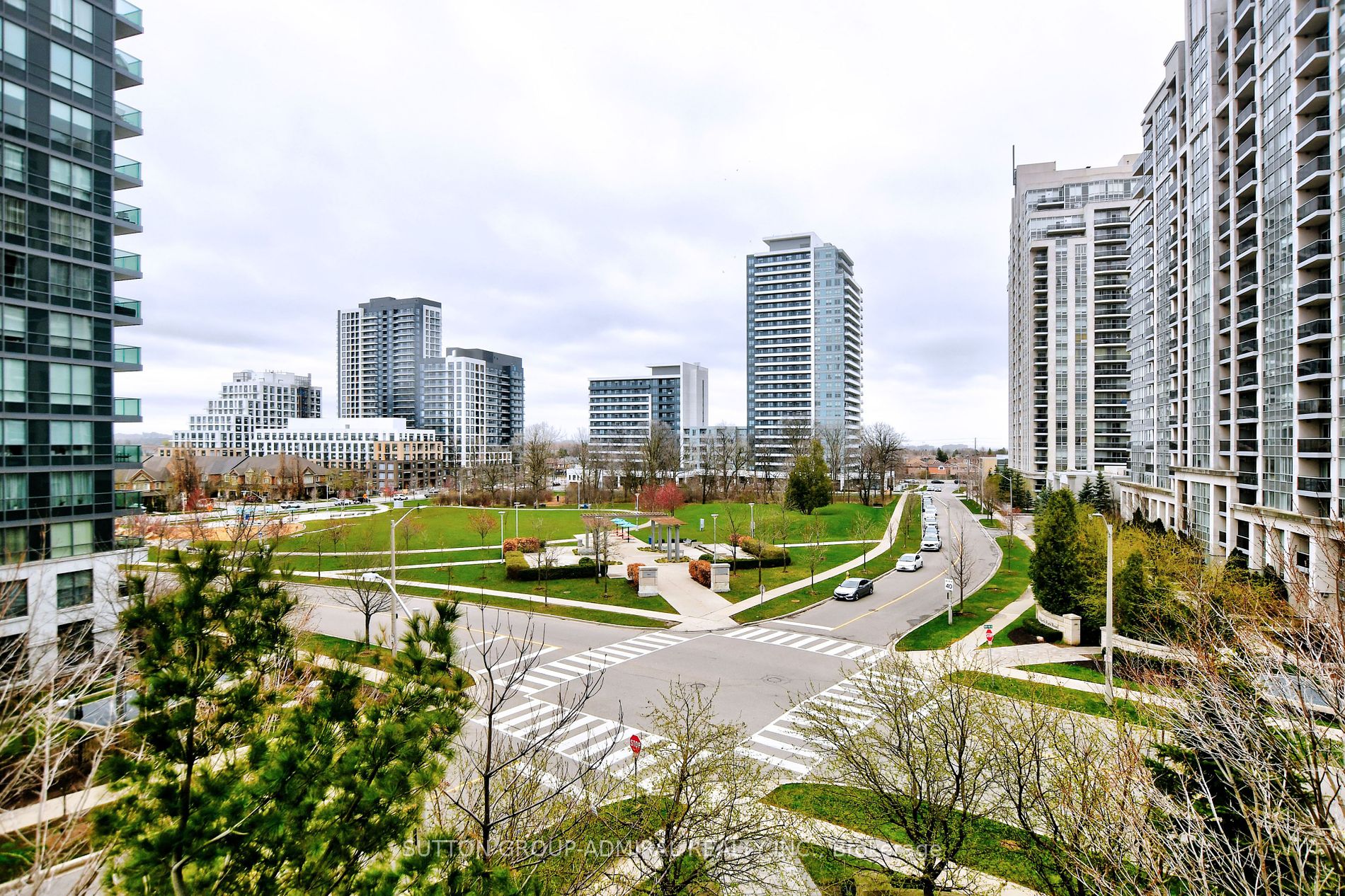 50 Disera Drive, #405