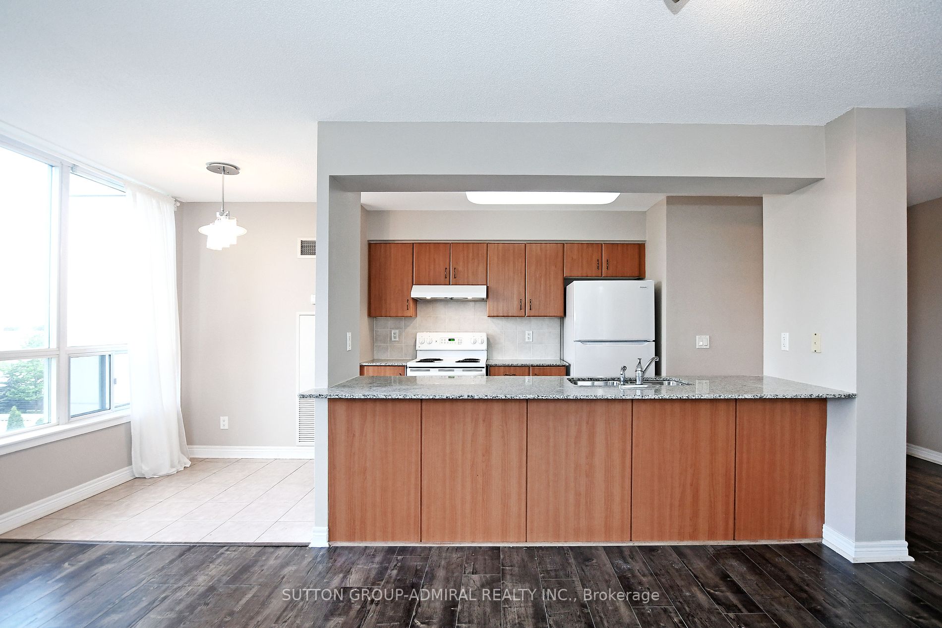 50 Disera Drive, #405