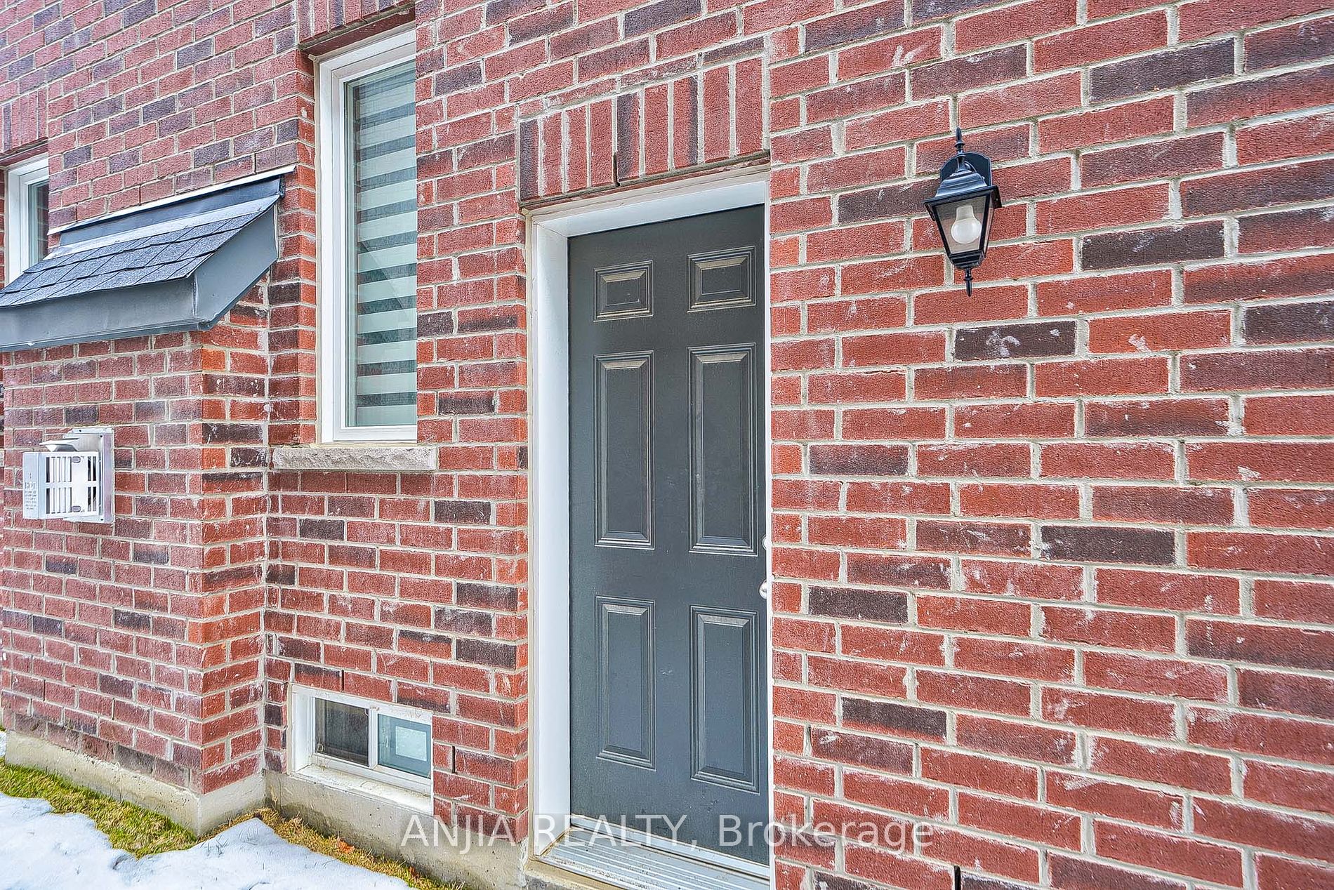 18 Waterleaf Rd