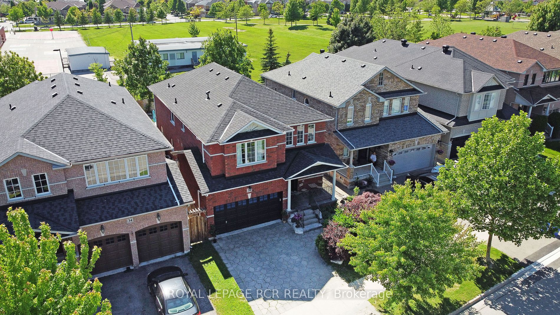 38 Delattaye Avenue