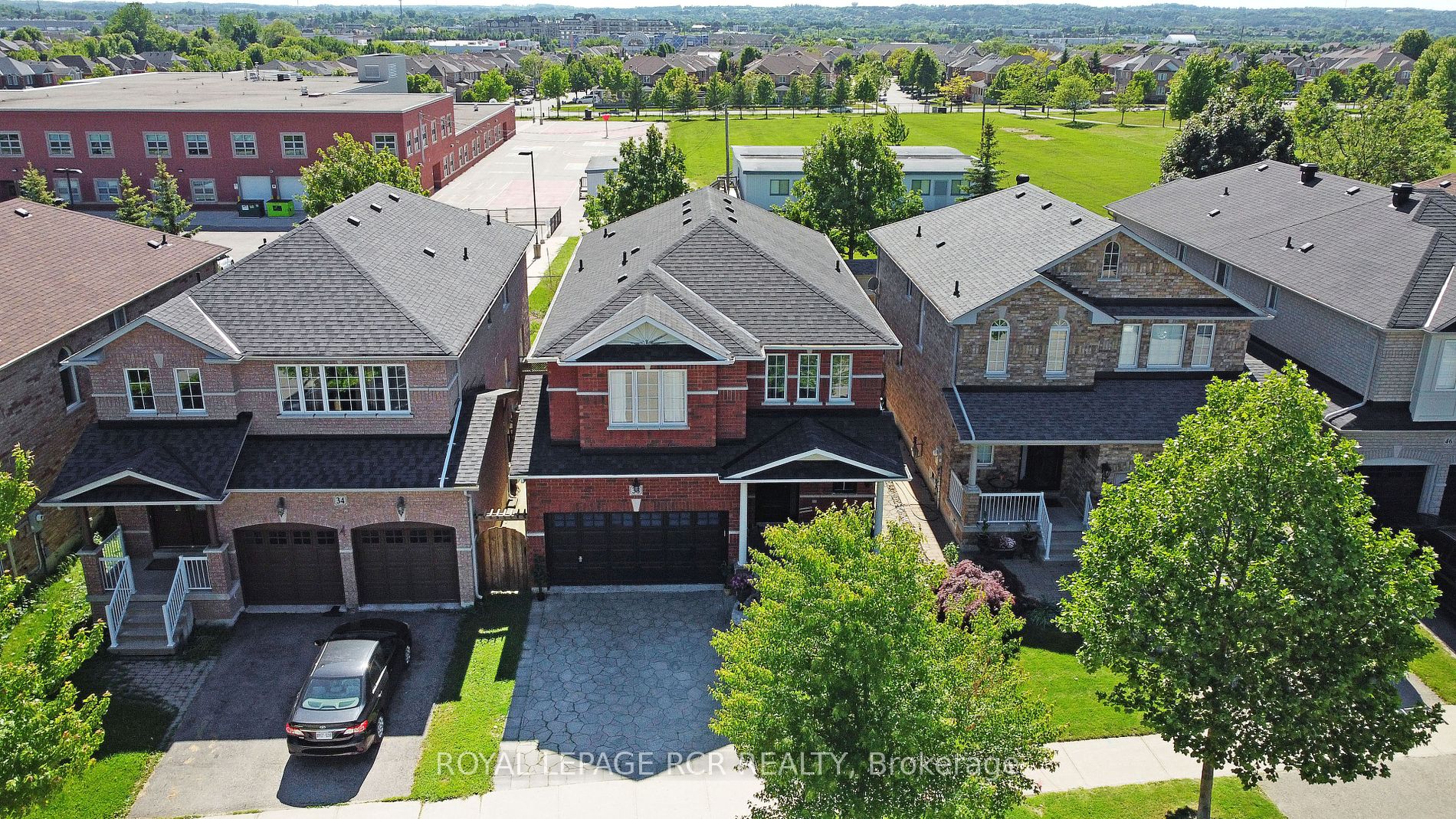 38 Delattaye Avenue