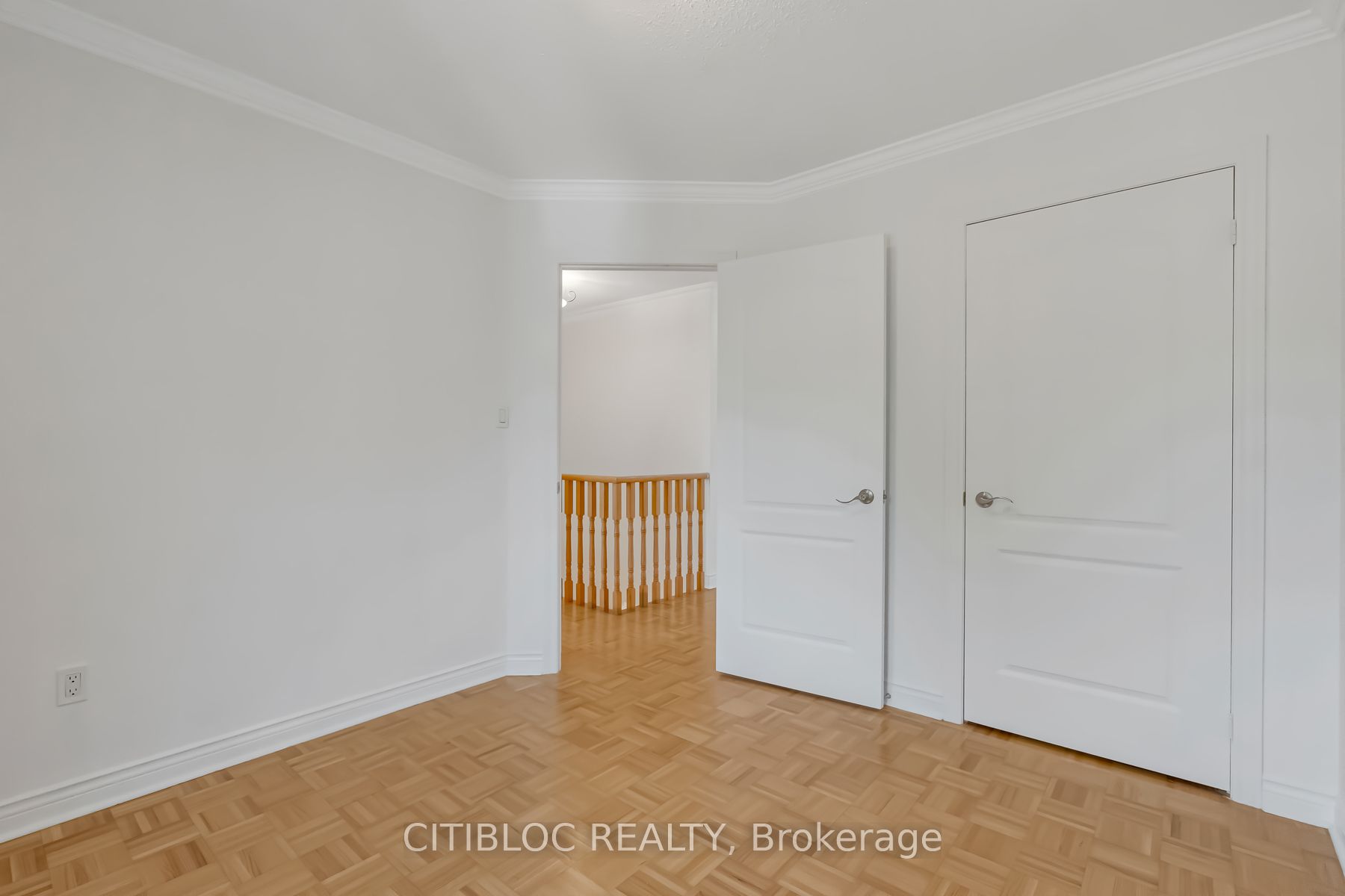49 Queen Isabella Cres