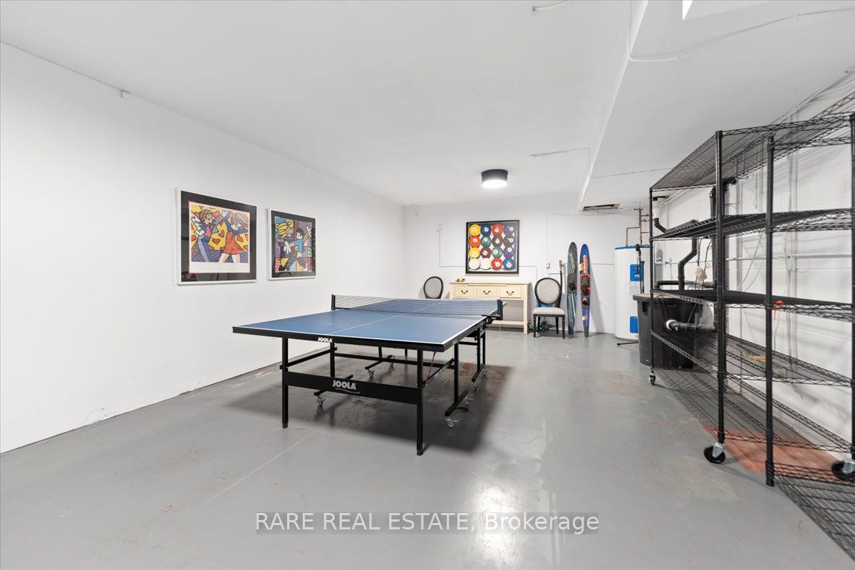 3237 Fleming Blvd