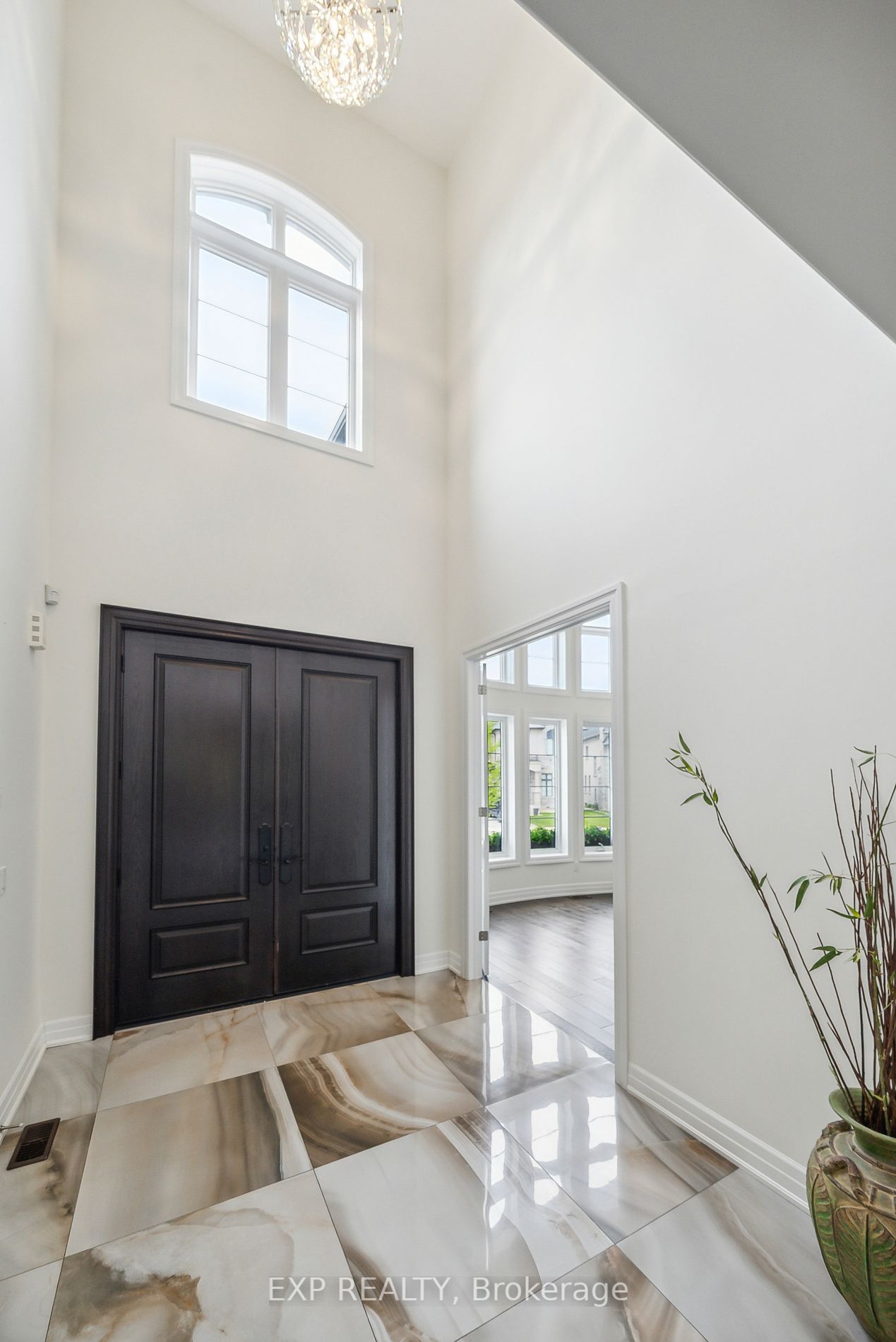 57 Hogan Crt